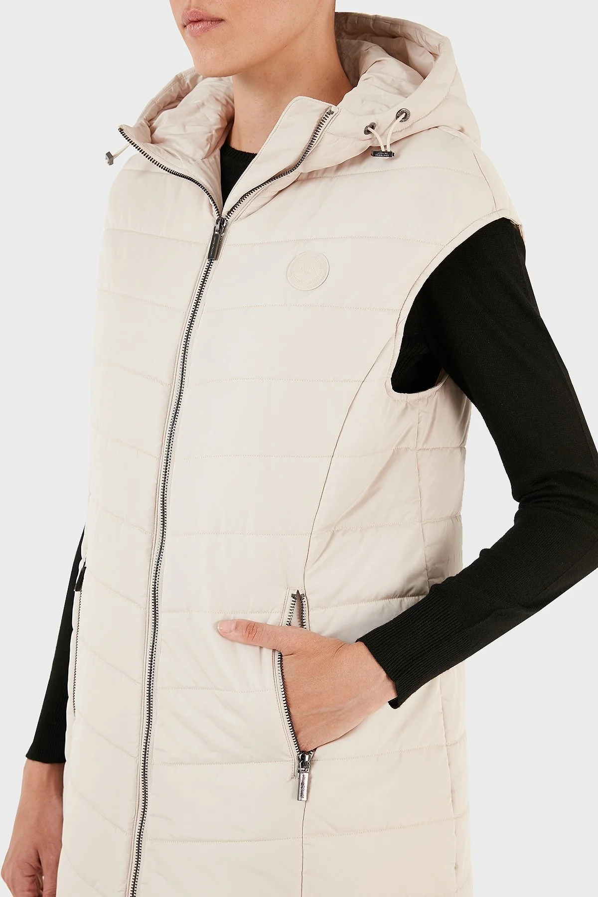 Armani Exchange Regular Fit Cepli Kapüşonlu Şişme Bayan Yelek 8NYQ22 YNMAZ 1783 AÇIK BEJ - 4