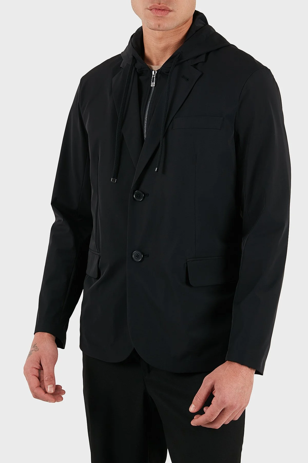 Armani Exchange Regular Fit Çıkarılabilir İç Panelli Kapüşonlu Erkek Ceket XM001199 AF16635 UC001 SİYAH - 1