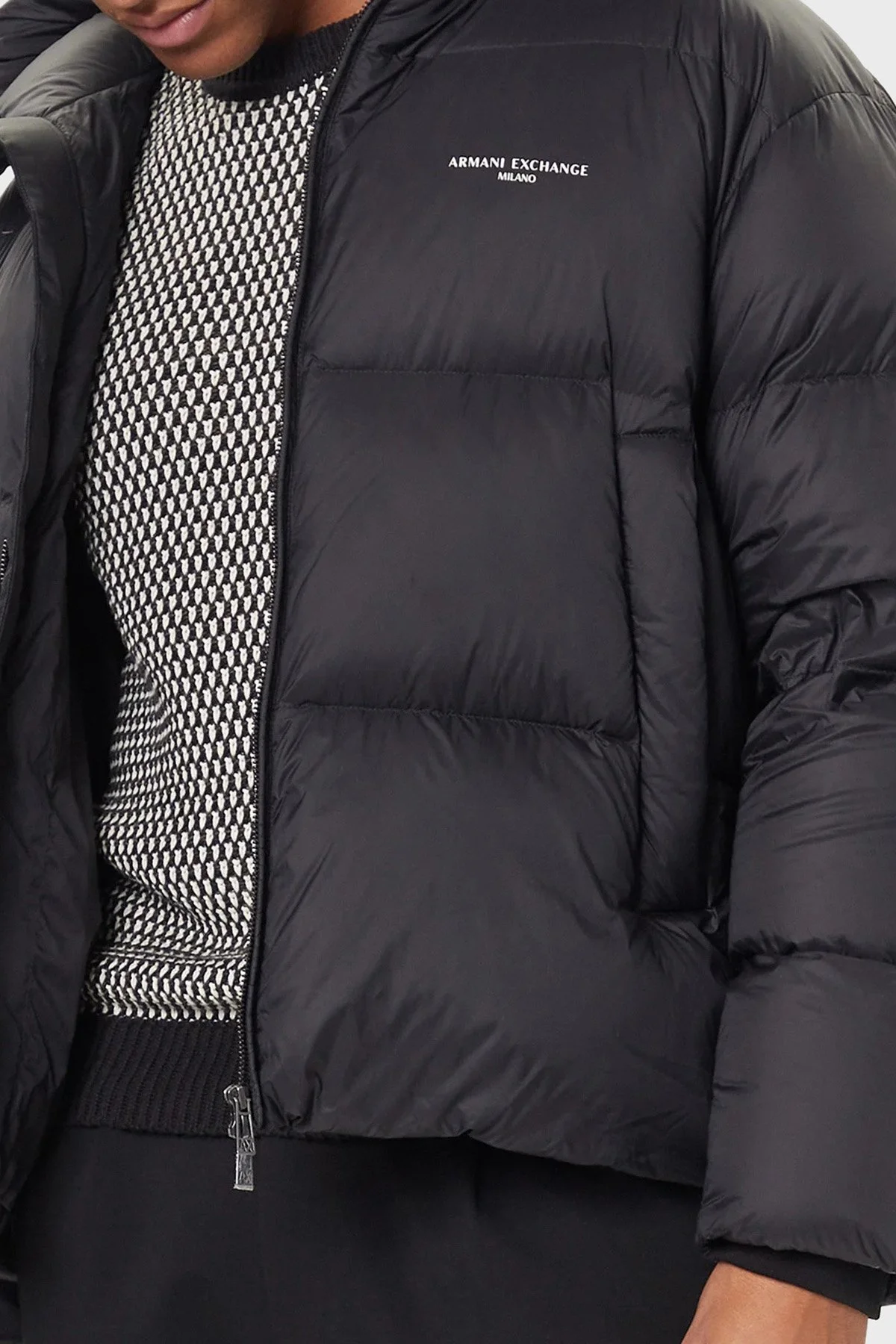 Armani Exchange Regular Fit Kapüşonlu Dik Yaka Kapitoneli Şişme Erkek Mont XM001115 AF16589 UC001 SİYAH - 5