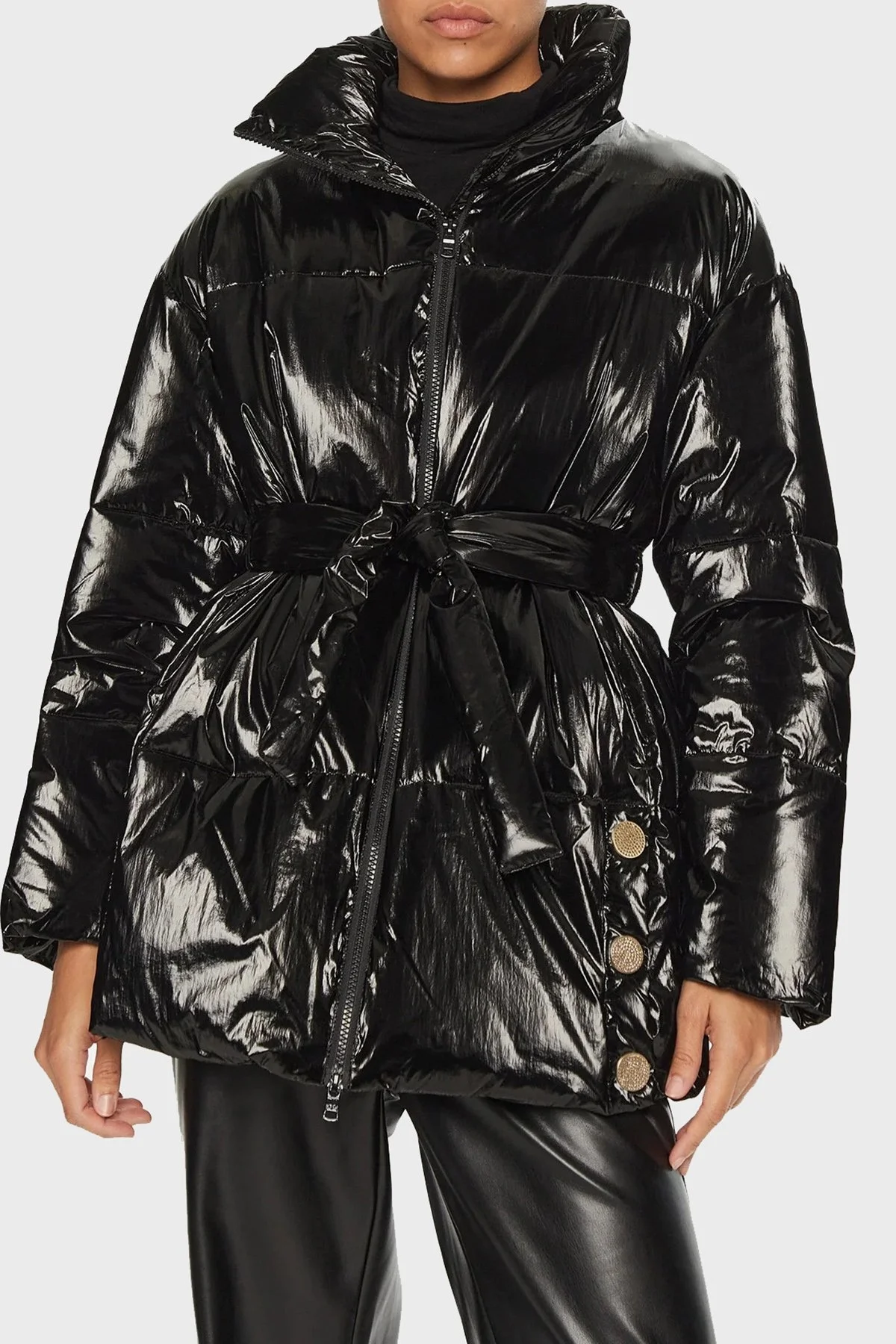 Armani Exchange Regular Fit Kemerli Şişme Bayan Mont 6DYB32 YN1YZ 1200 SİYAH - 1