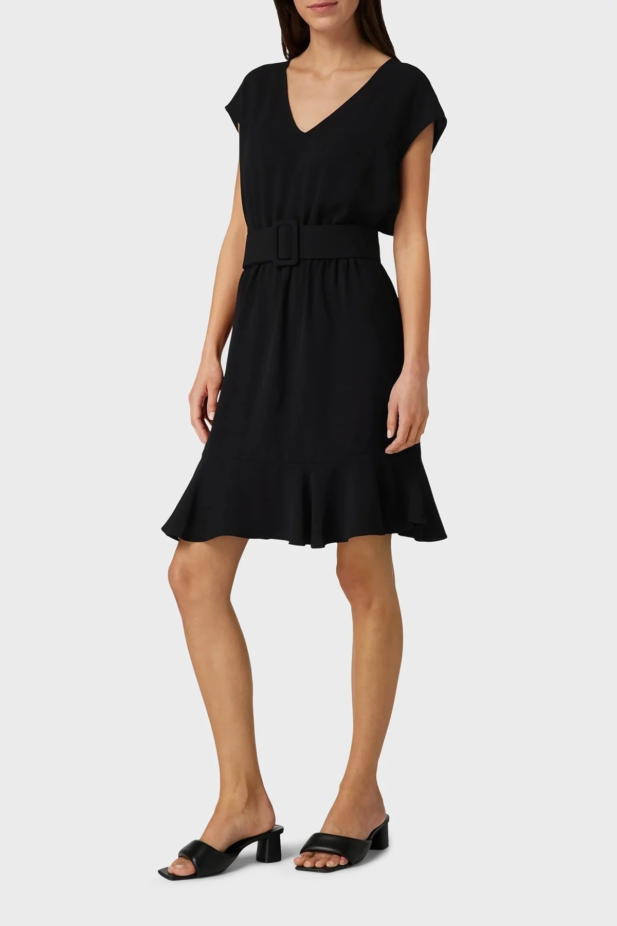 Armani Exchange Regular Fit Kemerli V Yaka Eteği Volanlı Bayan Elbise 3RYA45 YN9JZ 1200 SİYAH - 1