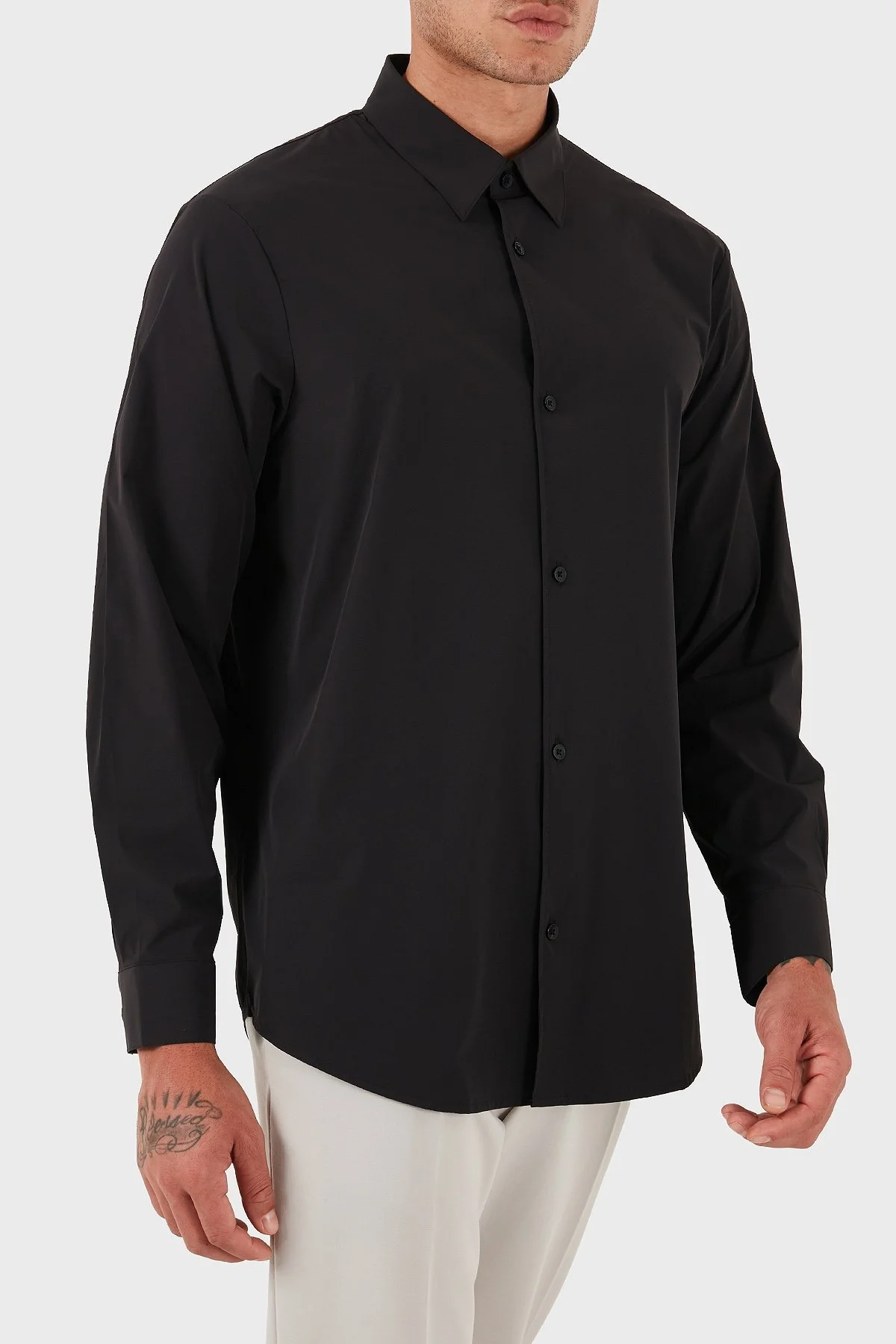 Armani Exchange Regular Fit Klasik Yaka Uzun Kollu Erkek Gömlek XM001567 AF19193 UC001 SİYAH - 3