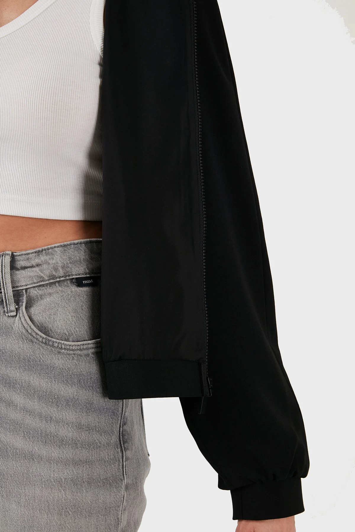 Armani Exchange Regular Fit Kolej Yaka Logo Detaylı Bomber Bayan Ceket XW001029 AF10872 UC001 SİYAH - 7