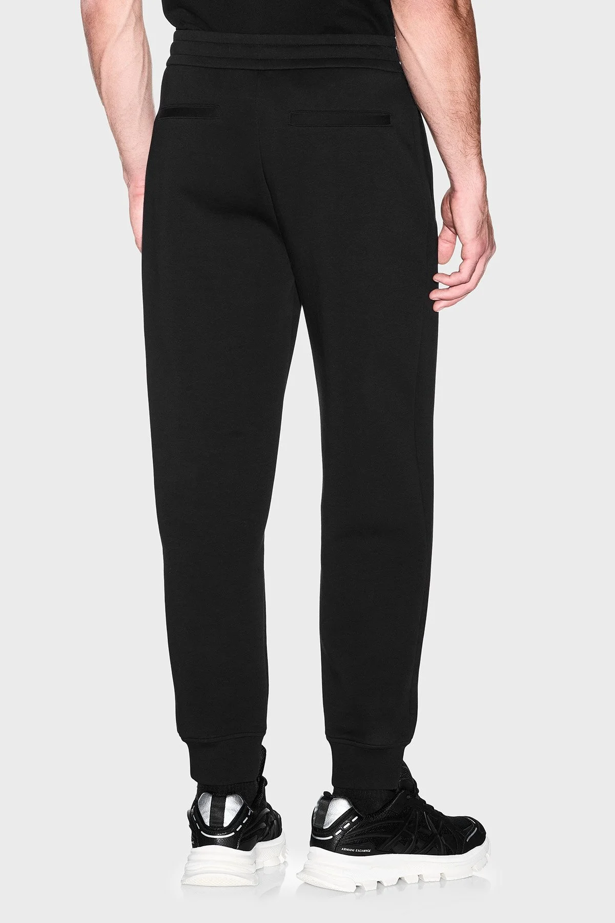 Armani Exchange Regular Fit Lastikli Paça Erkek Pantolon XM003553 AF20150 UC001 Siyah - 3