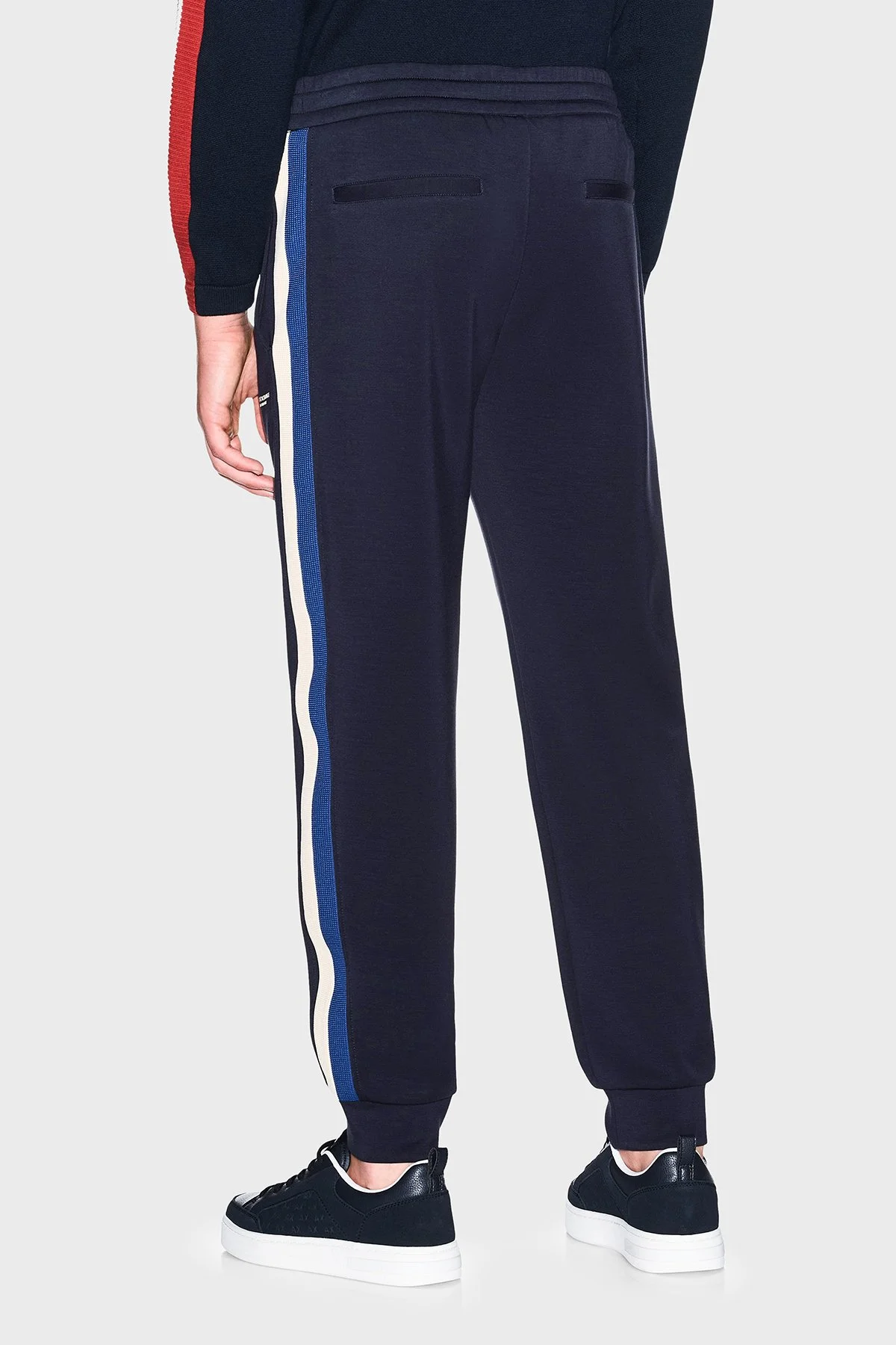 Armani Exchange Regular Fit Lastikli Paça Jogger Erkek Pantolon XM002893 AF19936 UB101 Lacivert - 3