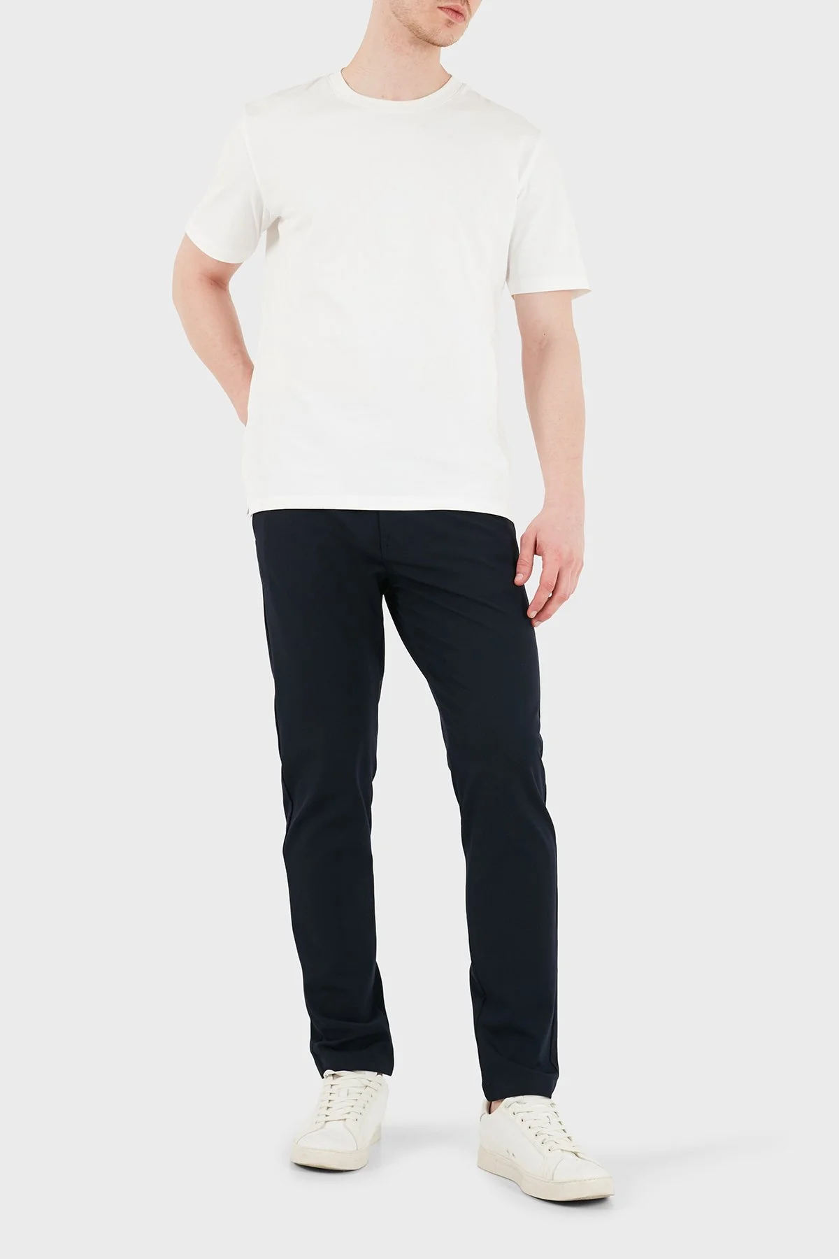 Armani Exchange Regular Fit Normal Bel Erkek Pantolon XM002877 AF25462 UB101 Lacivert - 2