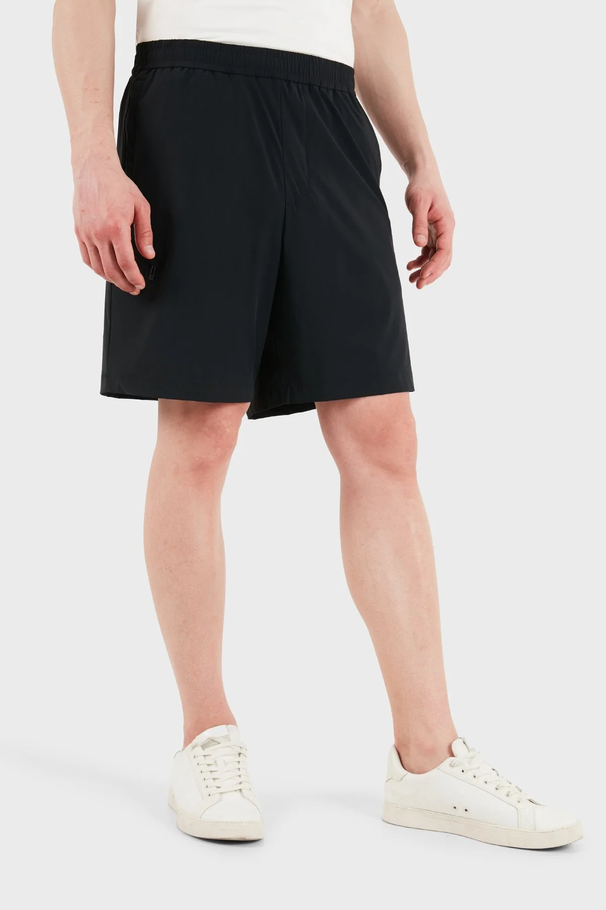 Armani Exchange Regular Fit Normal Bel Erkek Şort XM002100 AF22572 UC001 SİYAH - 5