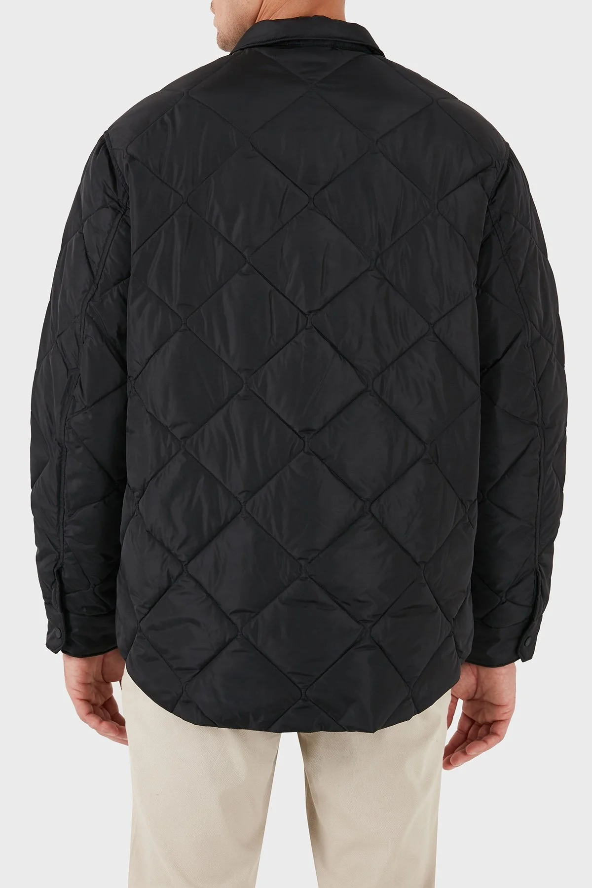 Armani Exchange Regular Fit Polo Yaka Göğüs Cep Detaylı Erkek Mont 6DZB04 ZN4XZ 1200 SİYAH - 2