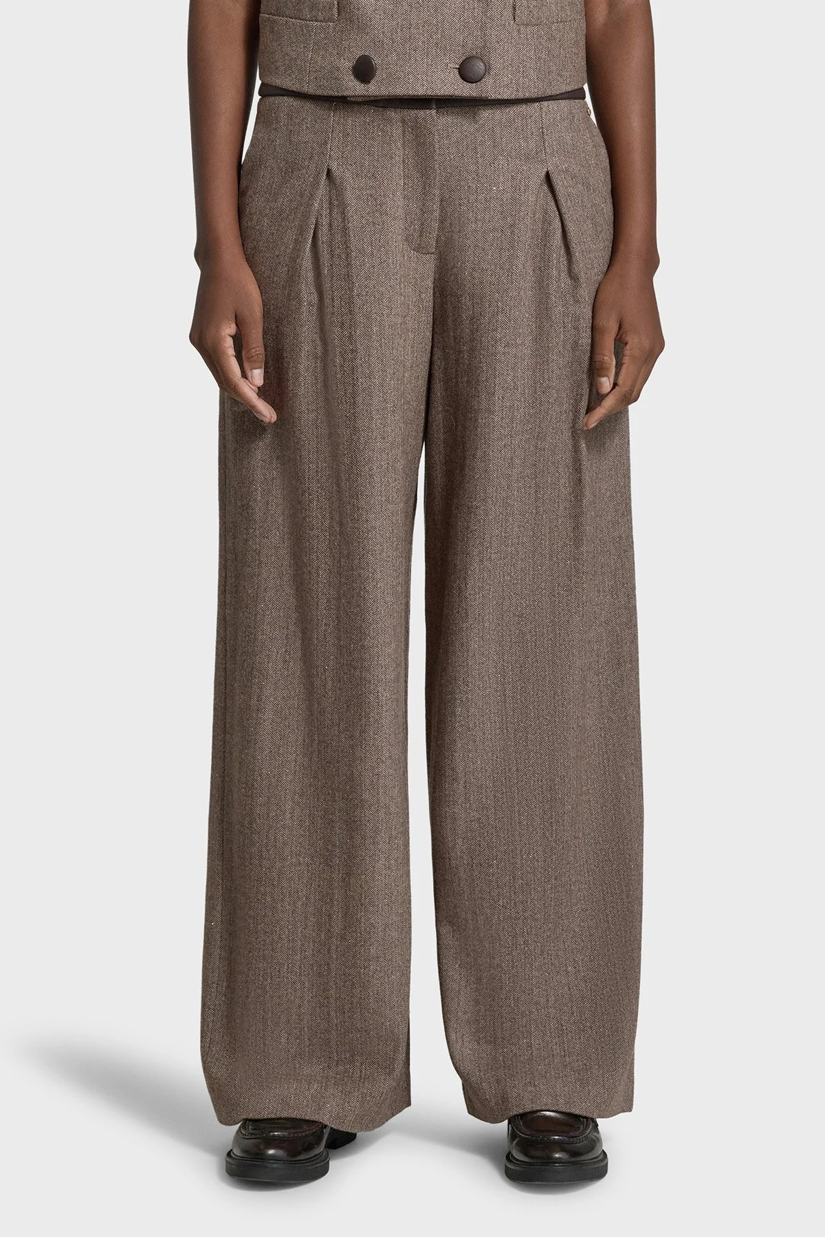 Armani Exchange Relaxed Fit Balıksırtı Desenli Kadın Pantolon XW002479 AF26078 F6044 Kahve - 1