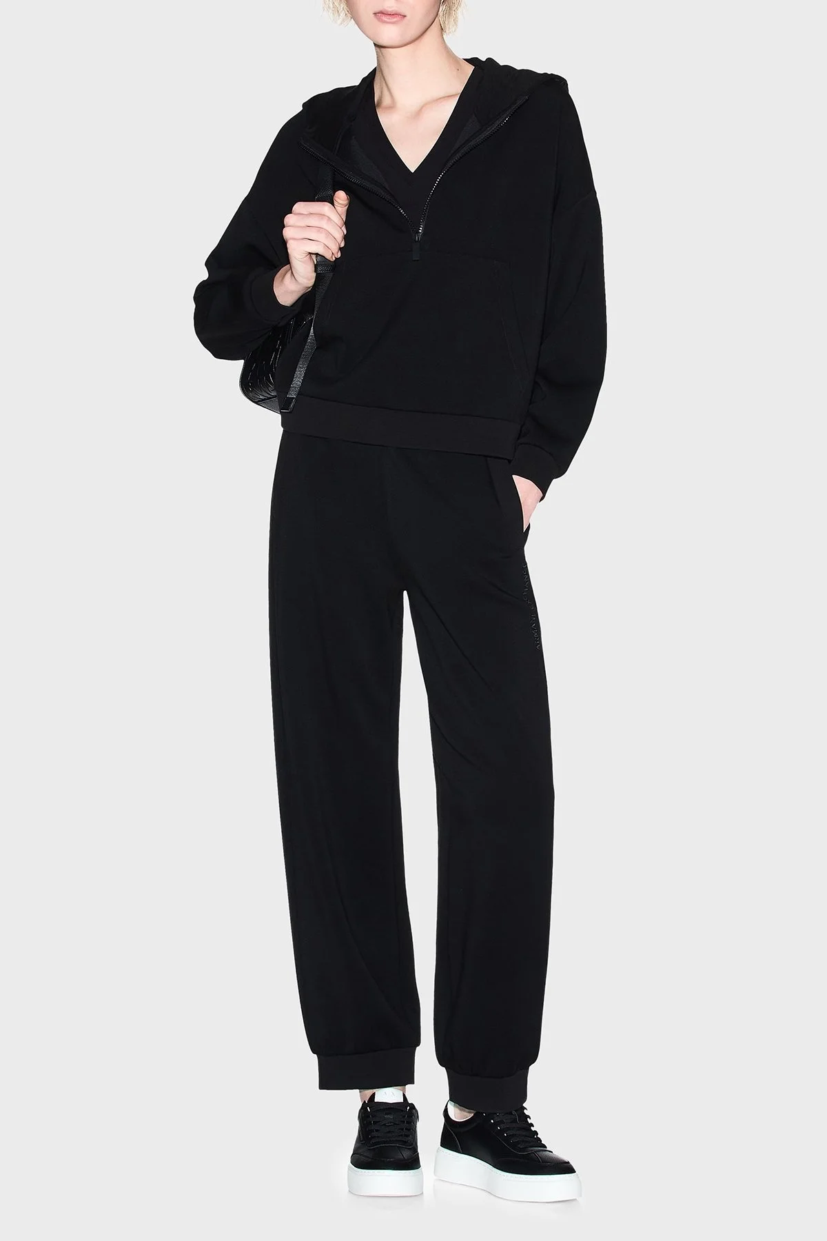 Armani Exchange Relaxed Fit Kapüşonlu Yaka Kanguru Cepli Bayan Sweat XW000980 AF16111 UC001 SİYAH - 2