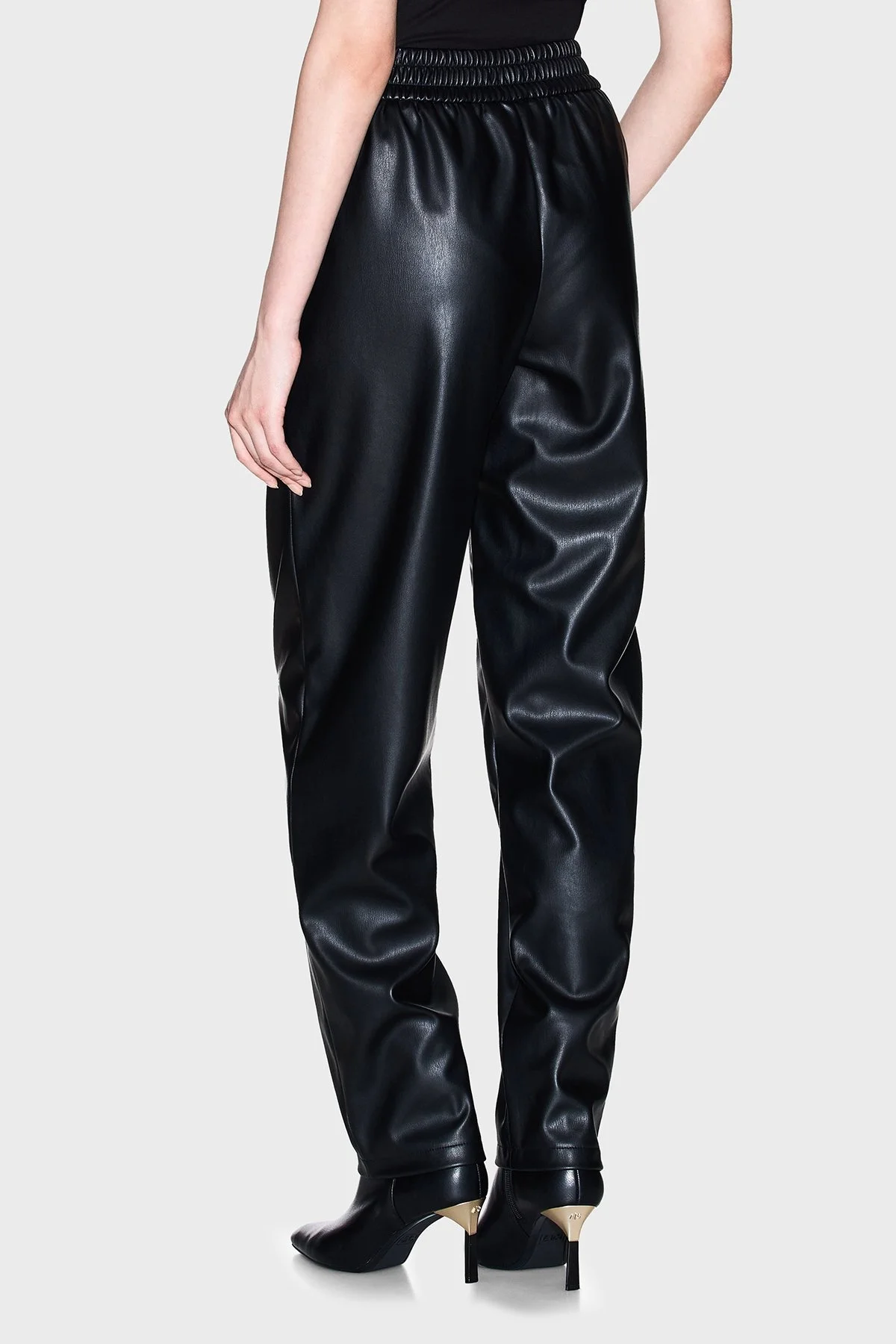 Armani Exchange Relaxed Fit Lastikli Bel Düz Paça Bayan Pantolon XW000681 AF16106 UC001 SİYAH - 3