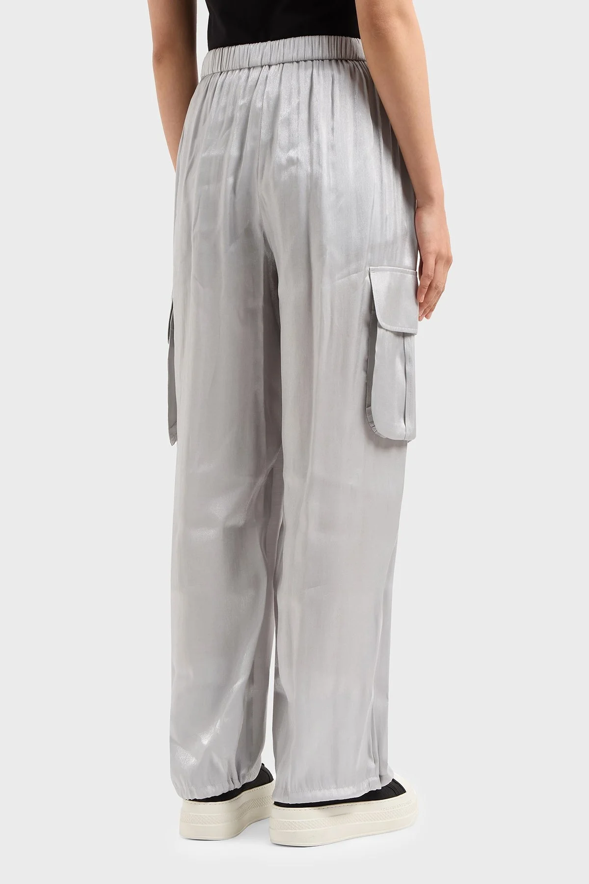 Armani Exchange Relaxed Fit Lastikli Paça Simli Saten Kargo Bayan Pantolon XW000139 AF10839 M8047 AÇIK GRİ - 4