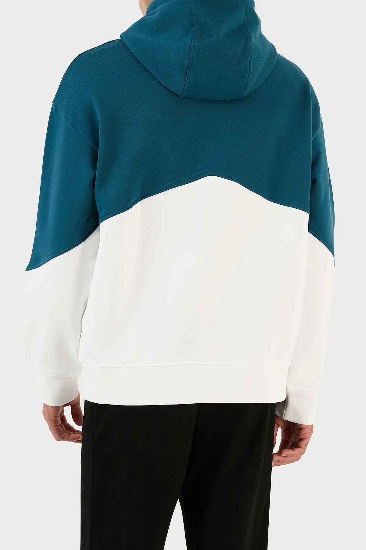Armani Exchange Renk Bloklu Kapüşonlu % 100 Pamuklu Regular Fit Erkek Sweat 6RZMLB ZJ4XZ 21CN LACİVERT-BEYAZ - 8