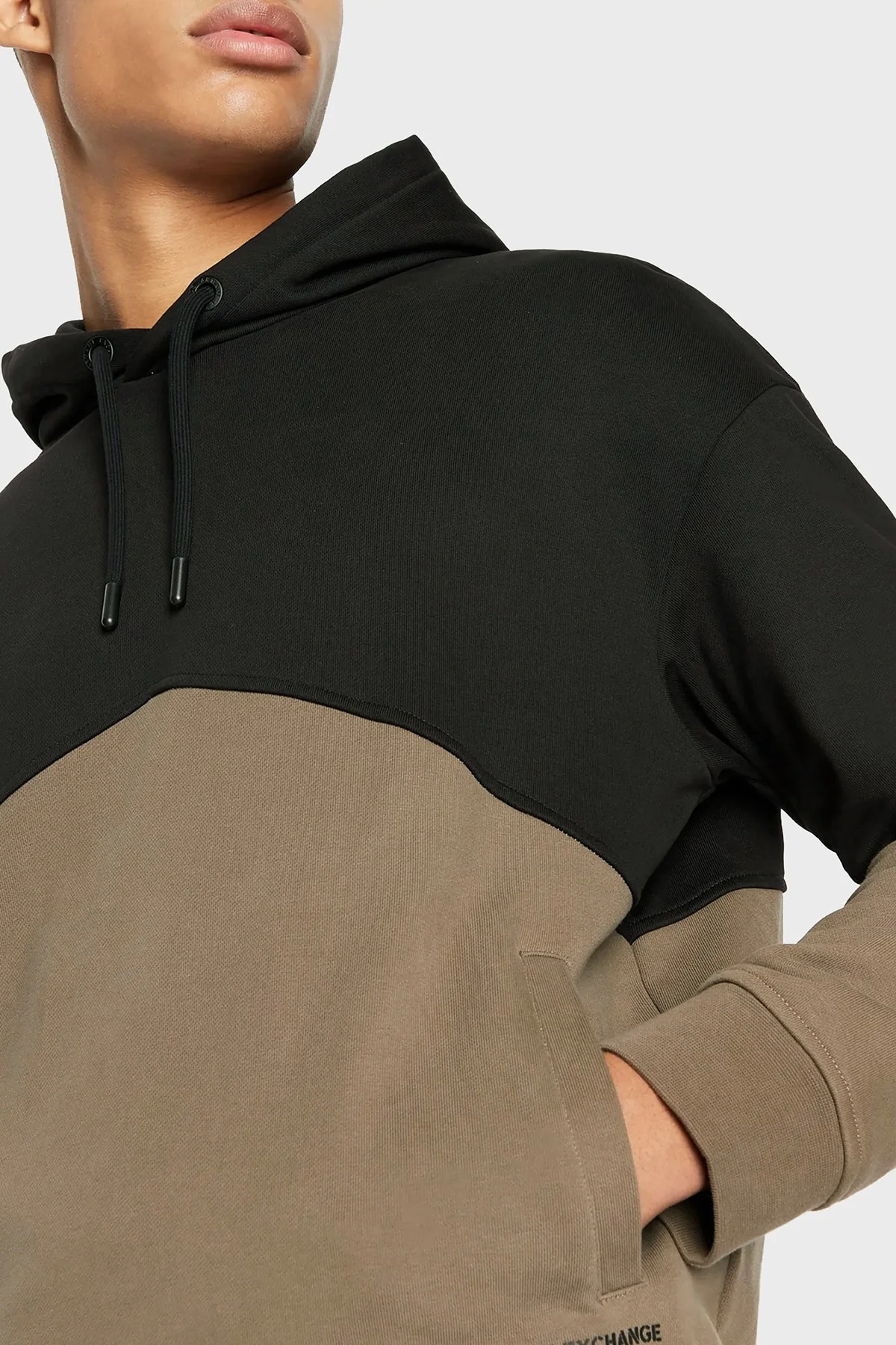 Armani Exchange Renk Bloklu Kapüşonlu % 100 Pamuklu Regular Fit Erkek Sweat 6RZMLB ZJ4XZ 22CF SİYAH - 4