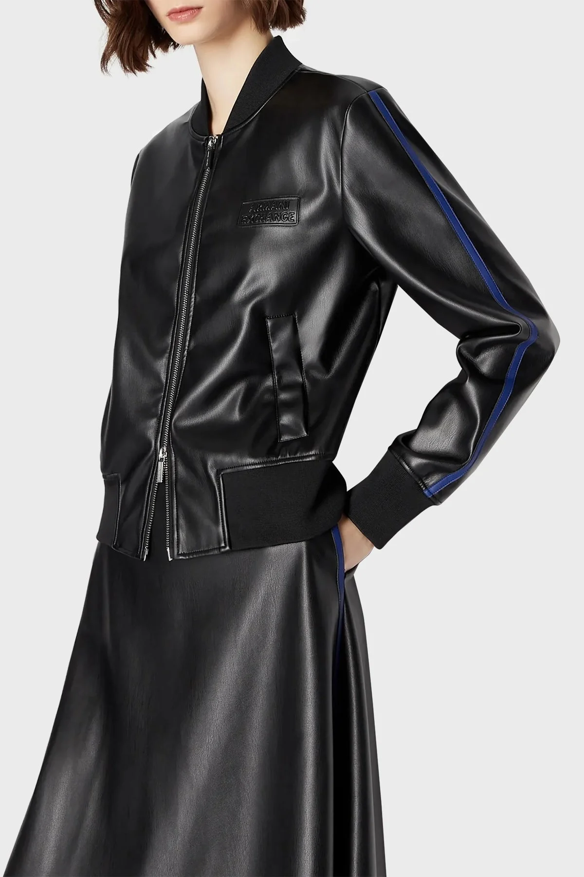 Armani Exchange Sıfır Yaka Fermuarlı Regular Fit Bayan Deri Ceket 6RYB62 YN8PZ 1200 SİYAH - 1