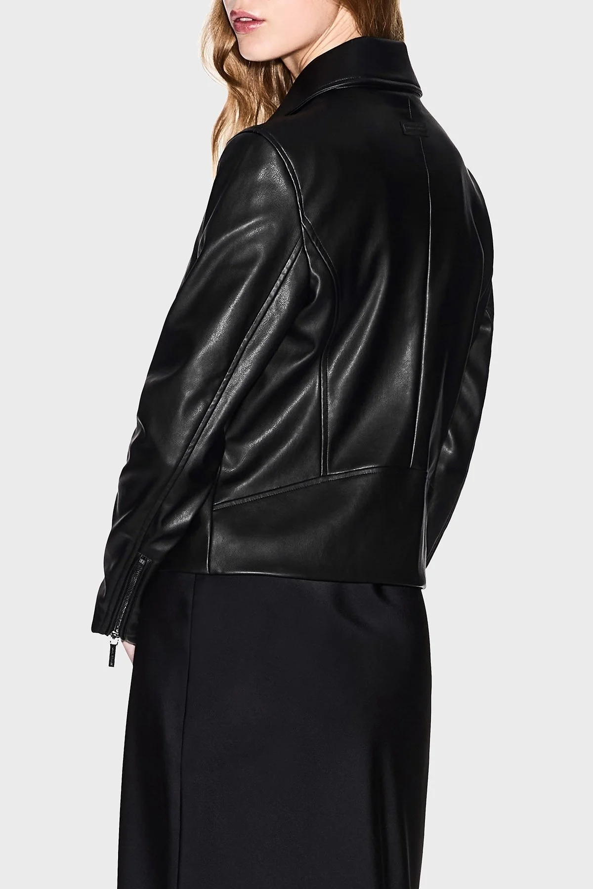 Armani Exchange Slim Fit Apaş Yaka Fermuar Detaylı Bayan Deri Ceket XW001433 AF16618 UC001 SİYAH - 3