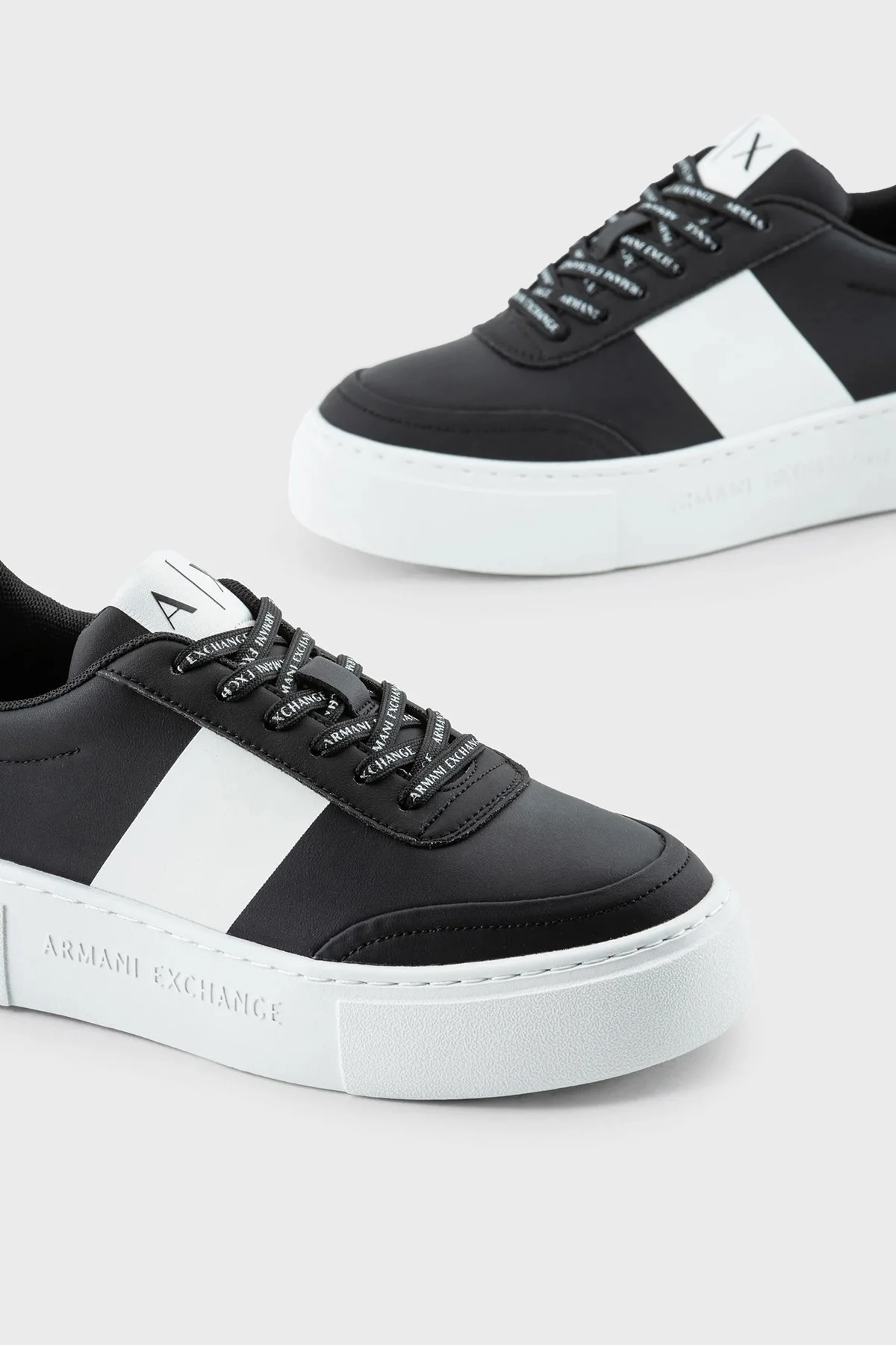 Armani Exchange Sneaker Bayan Ayakkabı XDX134 XV726 S277 SİYAH-BEYAZ - 11