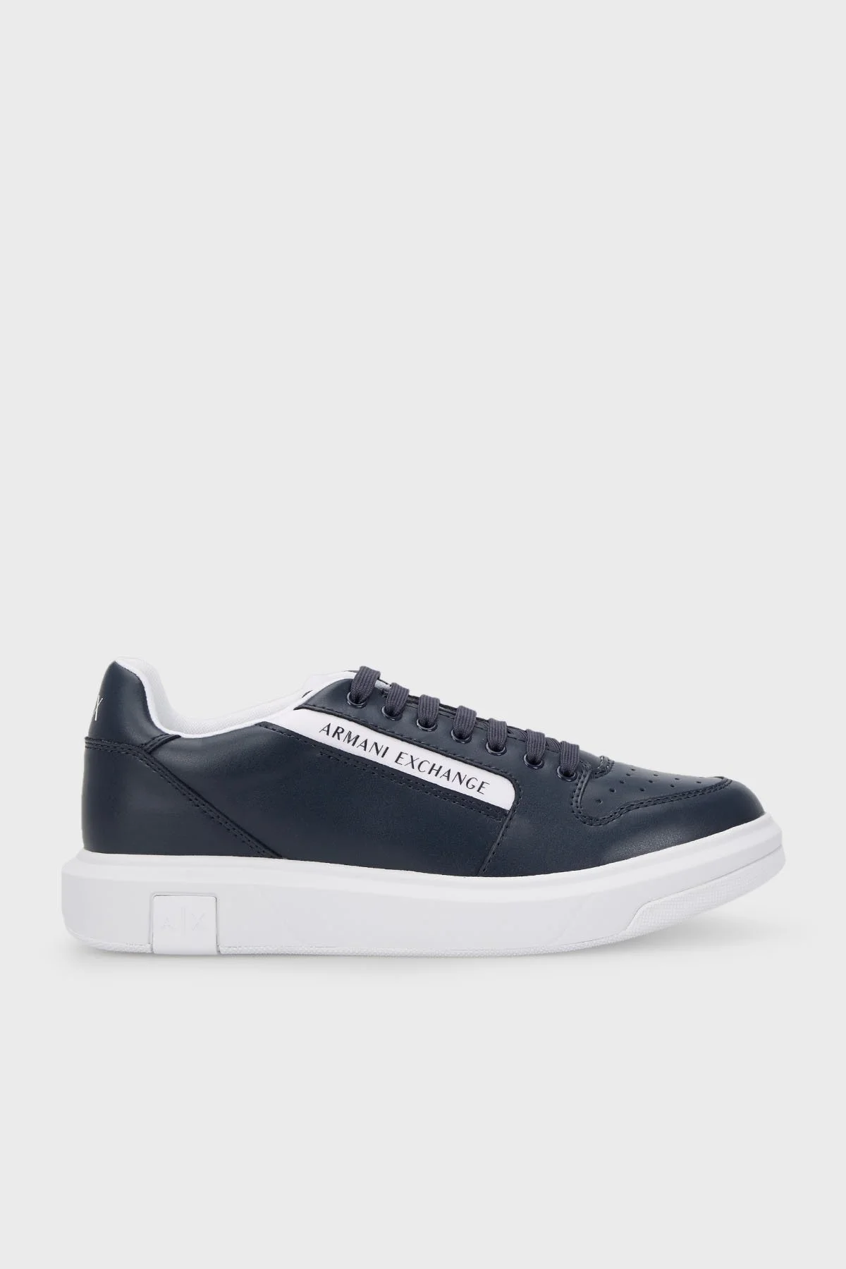 Armani Exchange Sneaker Erkek Ayakkabı XUX167 XV657 S519 LACİVERT - 1