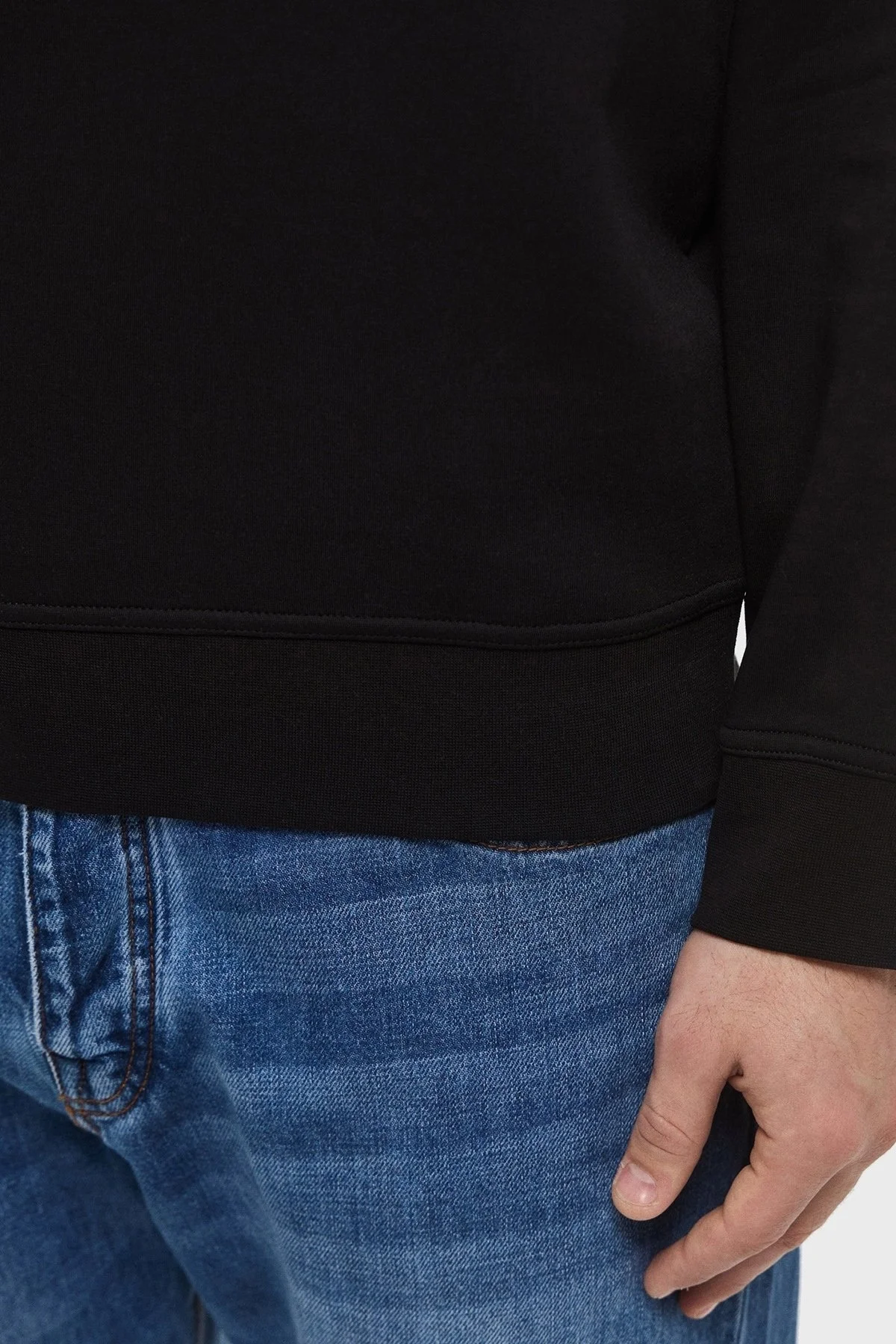 Armani Exchange Streç Pamuklu Regular Fit Dik Yaka Erkek Sweat XM000370 AF10818 UC001 SİYAH - 5