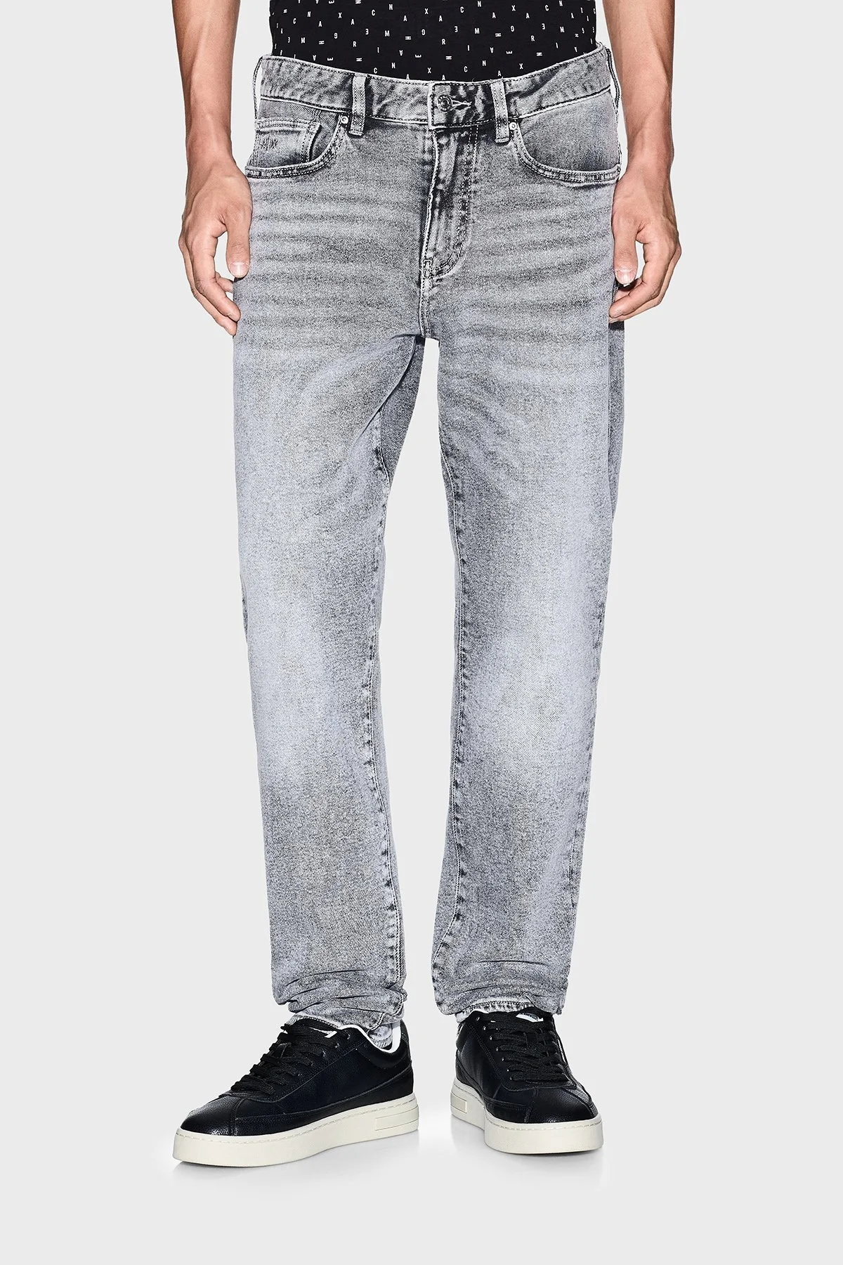 Armani Exchange Streç Pamuklu Slim Fit Düşük Bel Dar Paça Jeans Erkek Kot Pantolon XM000070 AF18823 M8088 GRİ - 1