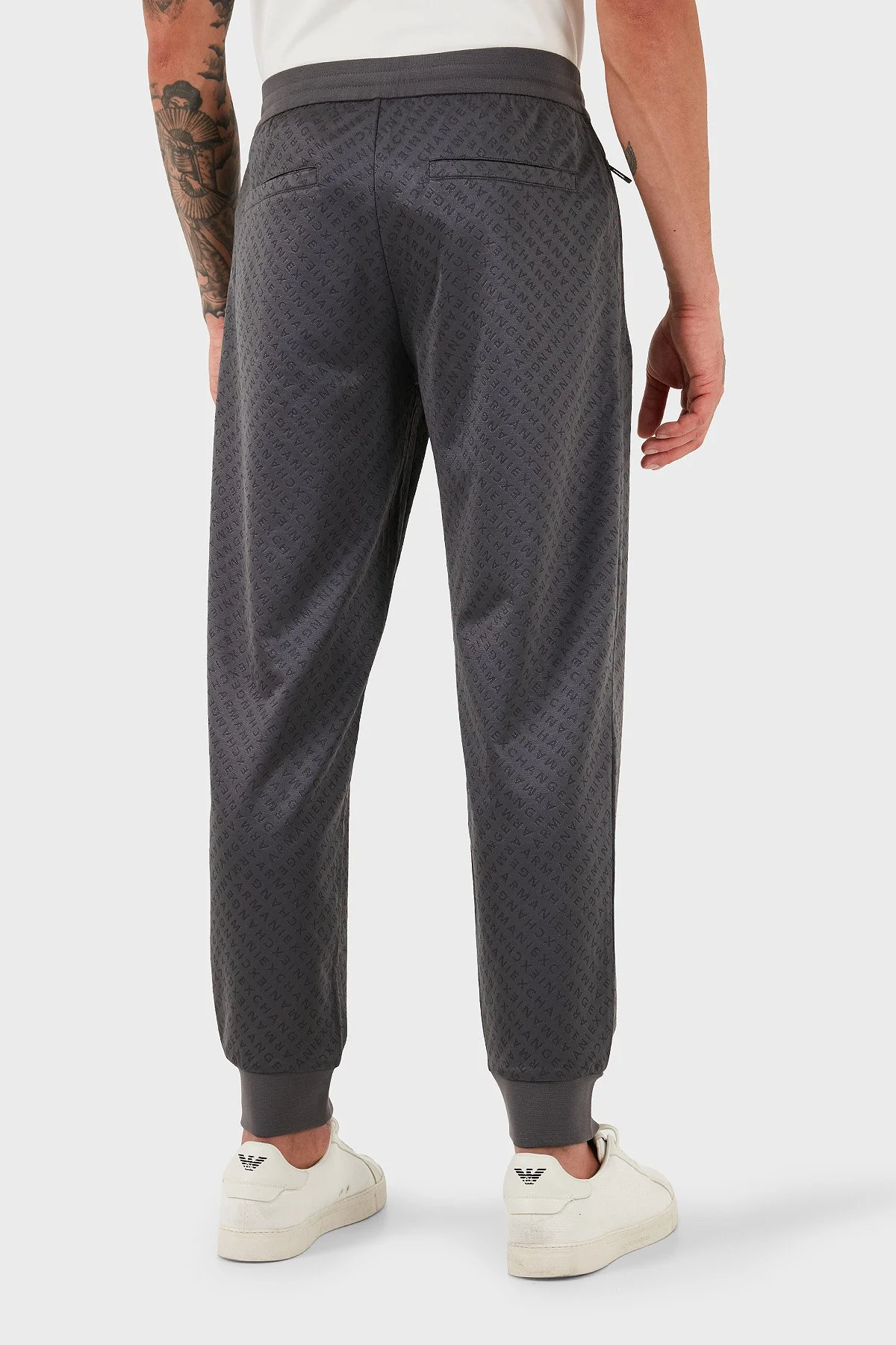 Armani Exchange Tamamen Jakarlı Relaxed Fit Lastikli Paça Jogger Erkek Pantolon XM001356 AF16259 F8039 GRİ - 3