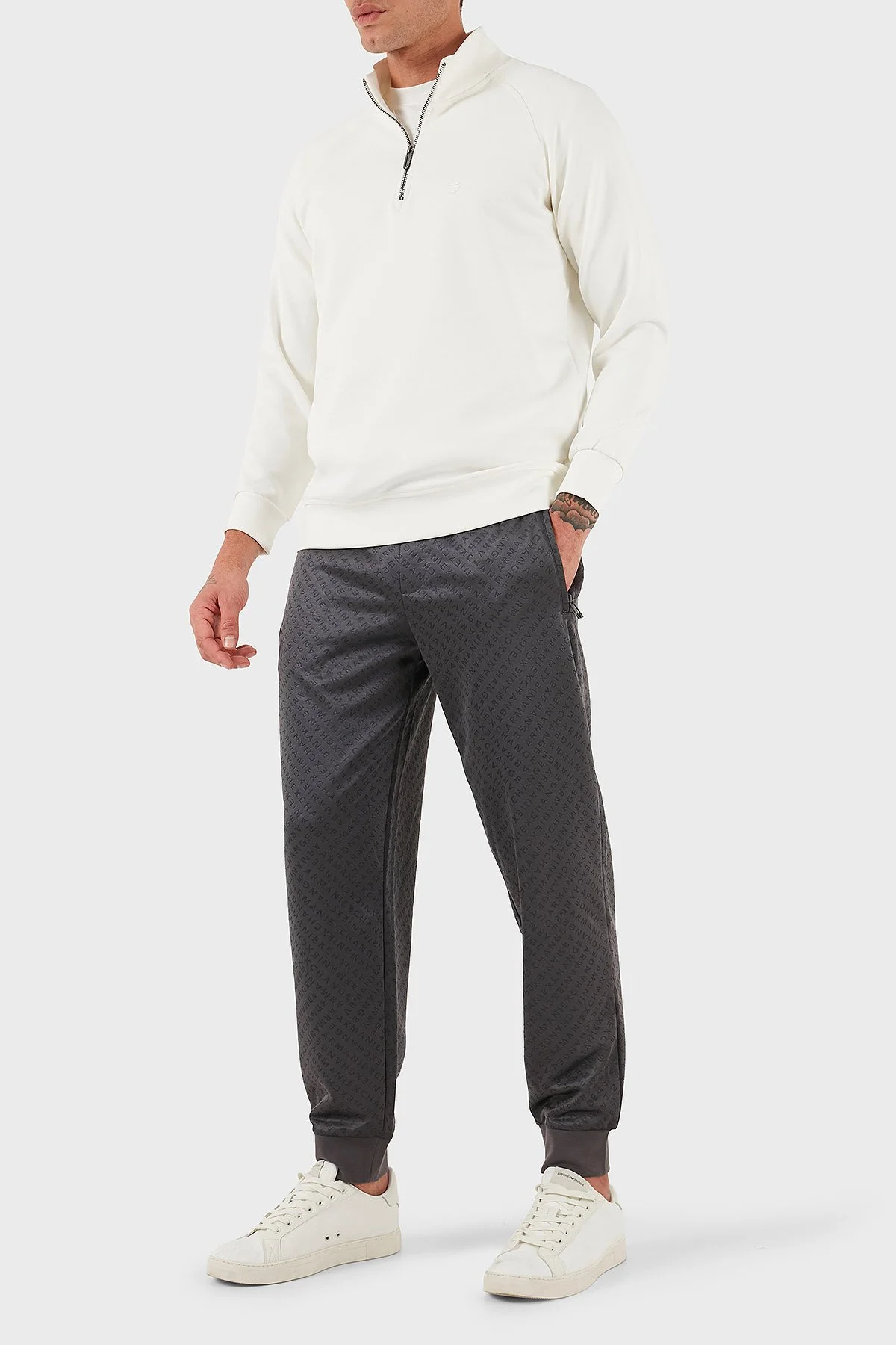 Armani Exchange Tamamen Jakarlı Relaxed Fit Lastikli Paça Jogger Erkek Pantolon XM001356 AF16259 F8039 GRİ - 4