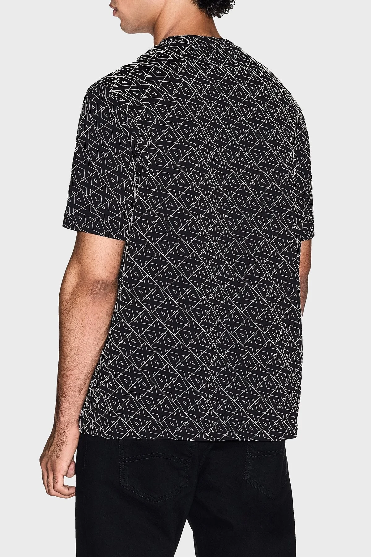 Armani Exchange Tamamı Logolu Pamuklu Regular Fit Bisiklet Yaka Erkek T Shirt XM001897 AF10356 FC196 SİYAH - 3