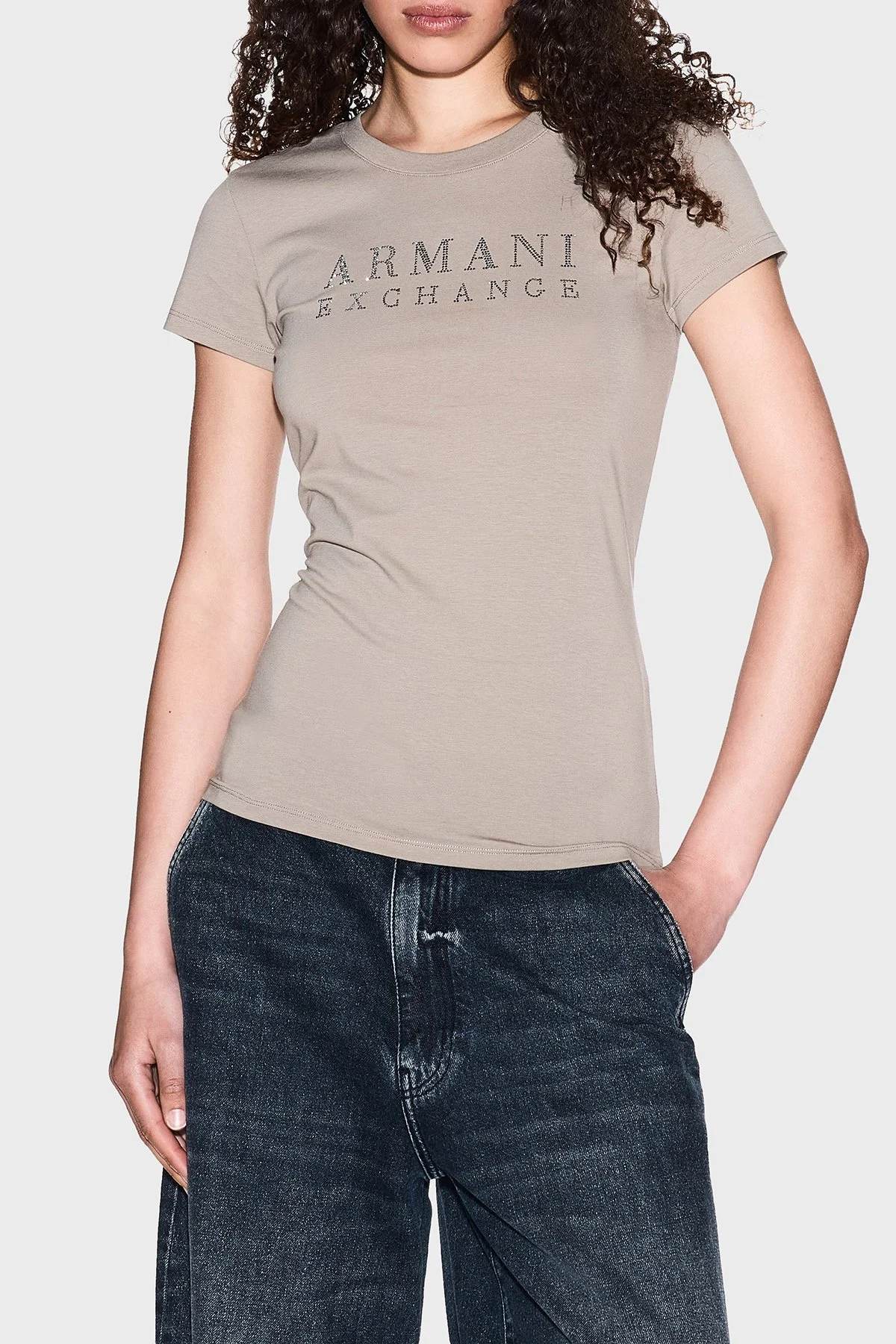 Armani Exchange Taşlı Logolu % 100 Pamuk Slim Fit Bisiklet Yaka Bayan T Shirt XW001349 AF17173 U6242 BEJ - 1