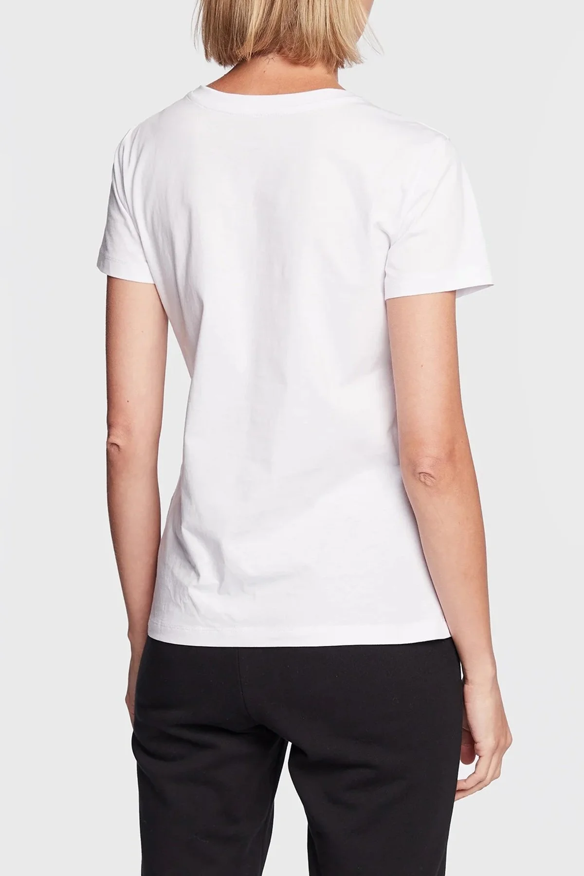 Armani Exchange Yazılı Regular Fit Bisiklet Yaka % 100 Pamuk Bayan T Shirt 3RYTEX YJG3Z 1000 BEYAZ - 3