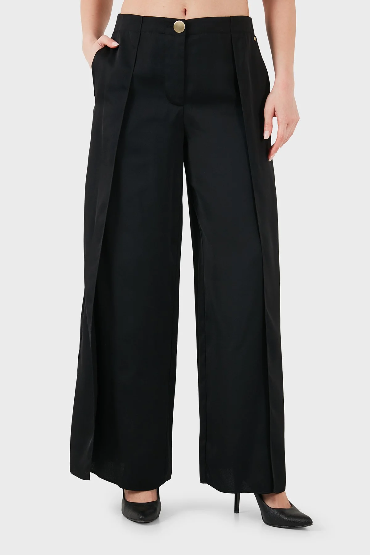 Armani Exchange Yırtmaç Detaylı Regular Fit Geniş Paça Kadın Pantolon XW001955 AF21553 UC001 SİYAH - 4