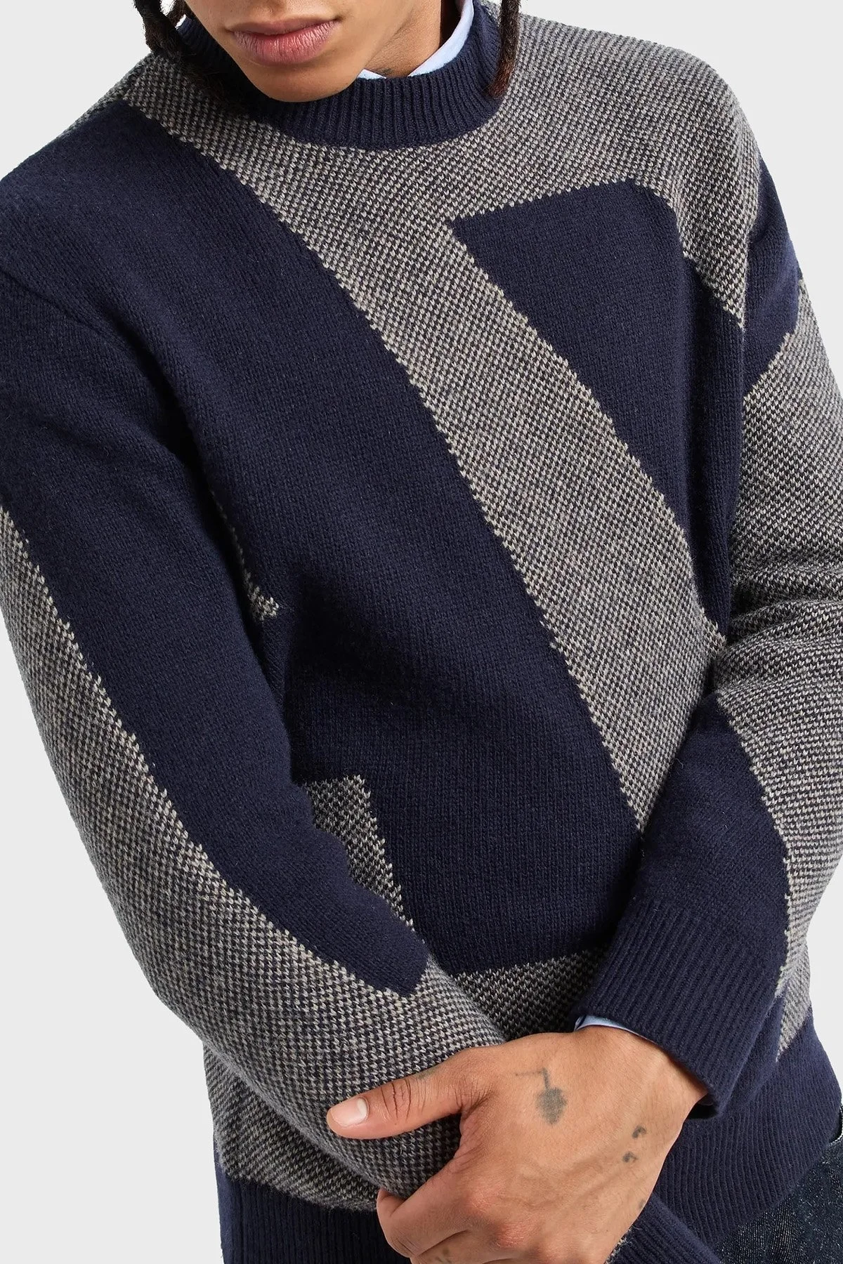 Armani Exchange Yünlü Regular Fit Bisiklet Yaka Jakarlı Örme Erkek Kazak 6DZM2Q ZM4QZ 45AX LACİVERT-GRİ - 4