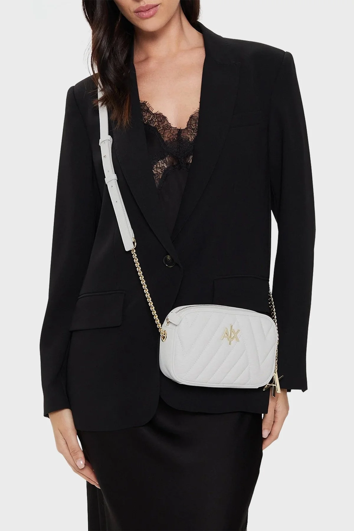 Armani Exchange Zincirli Ayarlanabilir Omuz Askılı Metalik Logo Detaylı Bayan Çanta 942855 2F745 47710 BEYAZ - 7