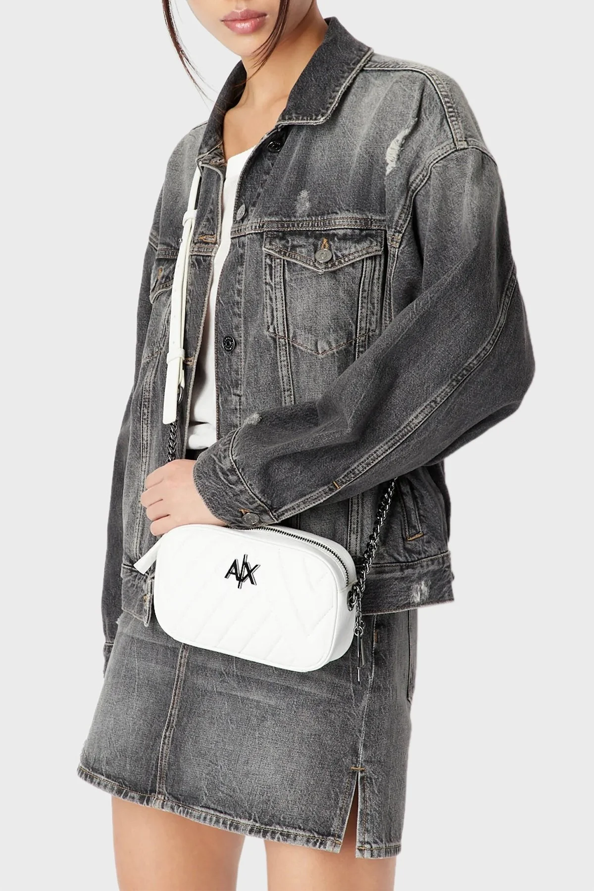 Armani Exchange Zincirli Çıkarılabilir Omuz Askılı Logo Detaylı Bayan Çanta 942855 2F745 00010 BEYAZ - 2