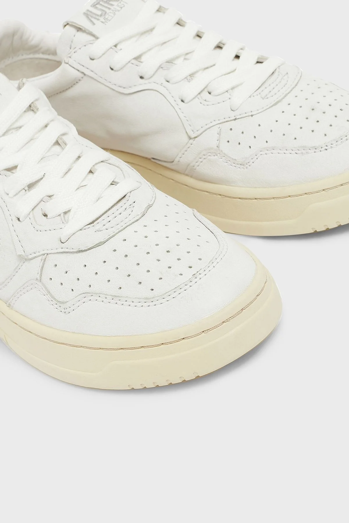 Autry Medalist Hakiki Yumuşak Deri Sneaker Bayan Ayakkabı AULW-GG04 BEYAZ - 6