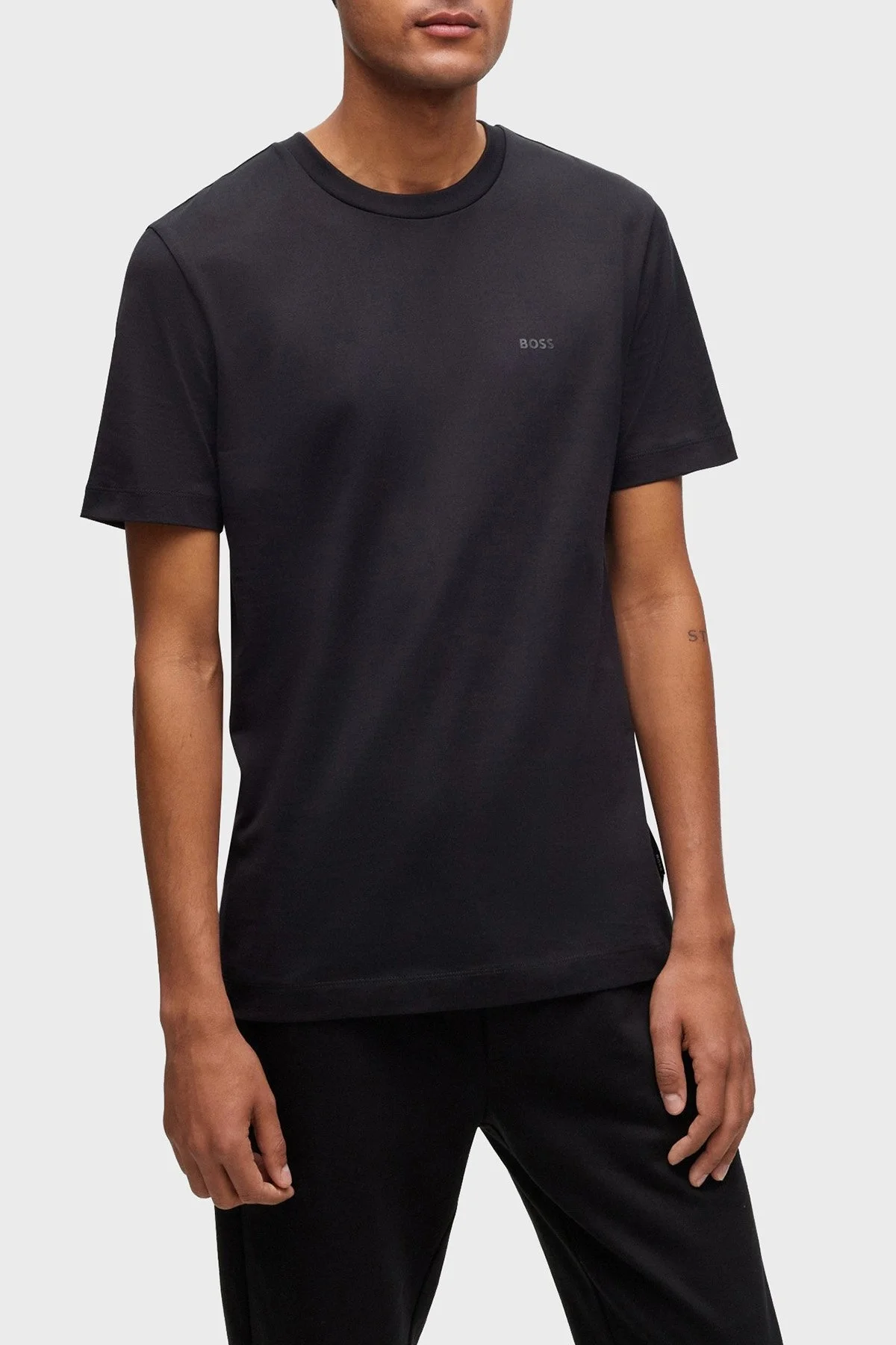 Boss % 100 Pamuk Bisiklet Yaka Regular Fit Jarse Erkek T Shirt 50468347 001 SİYAH - 1