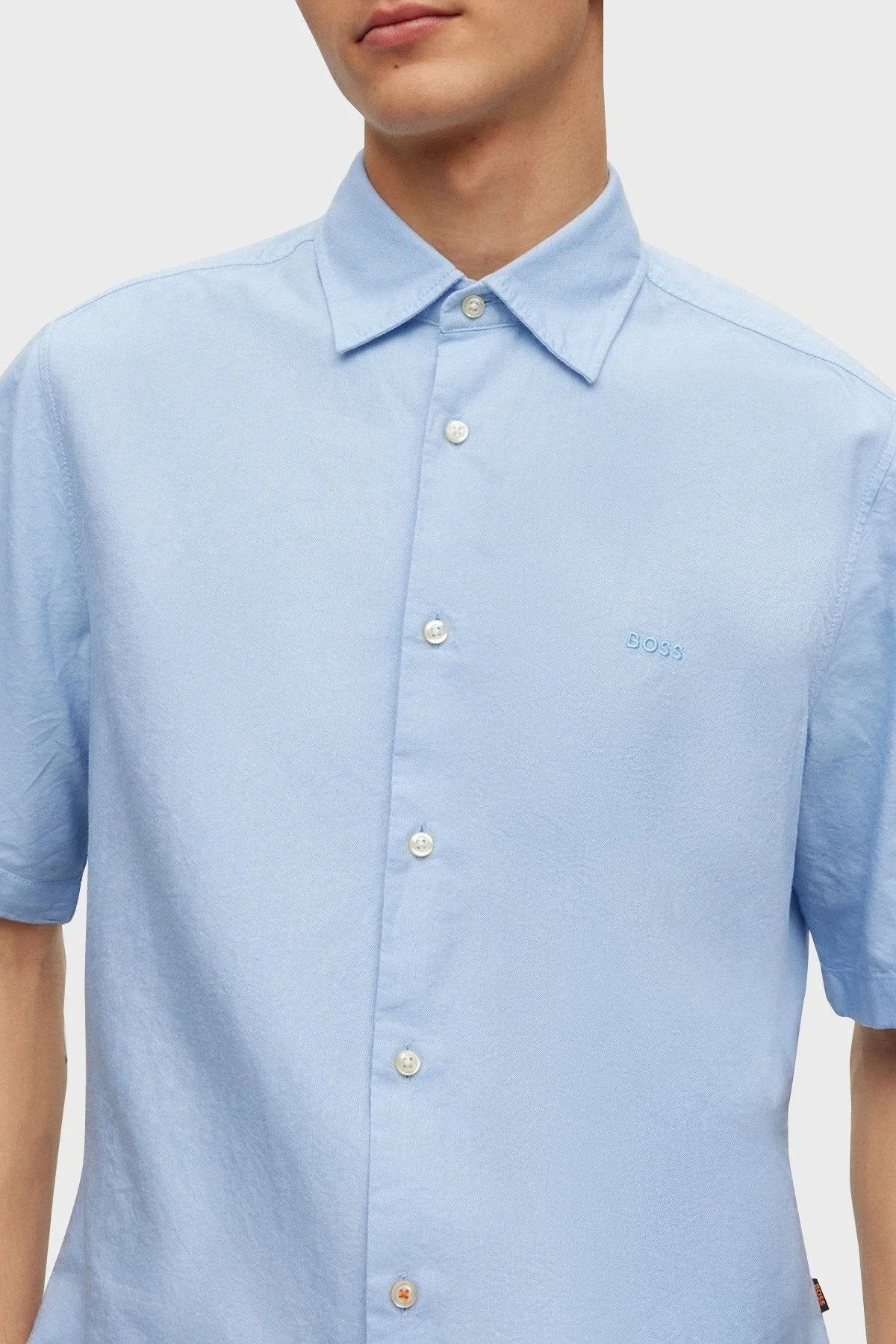 Boss % 100 Pamuk Regular Fit Kısa Kollu Kent Yaka Erkek Gömlek 50489351 460 MAVİ - 4