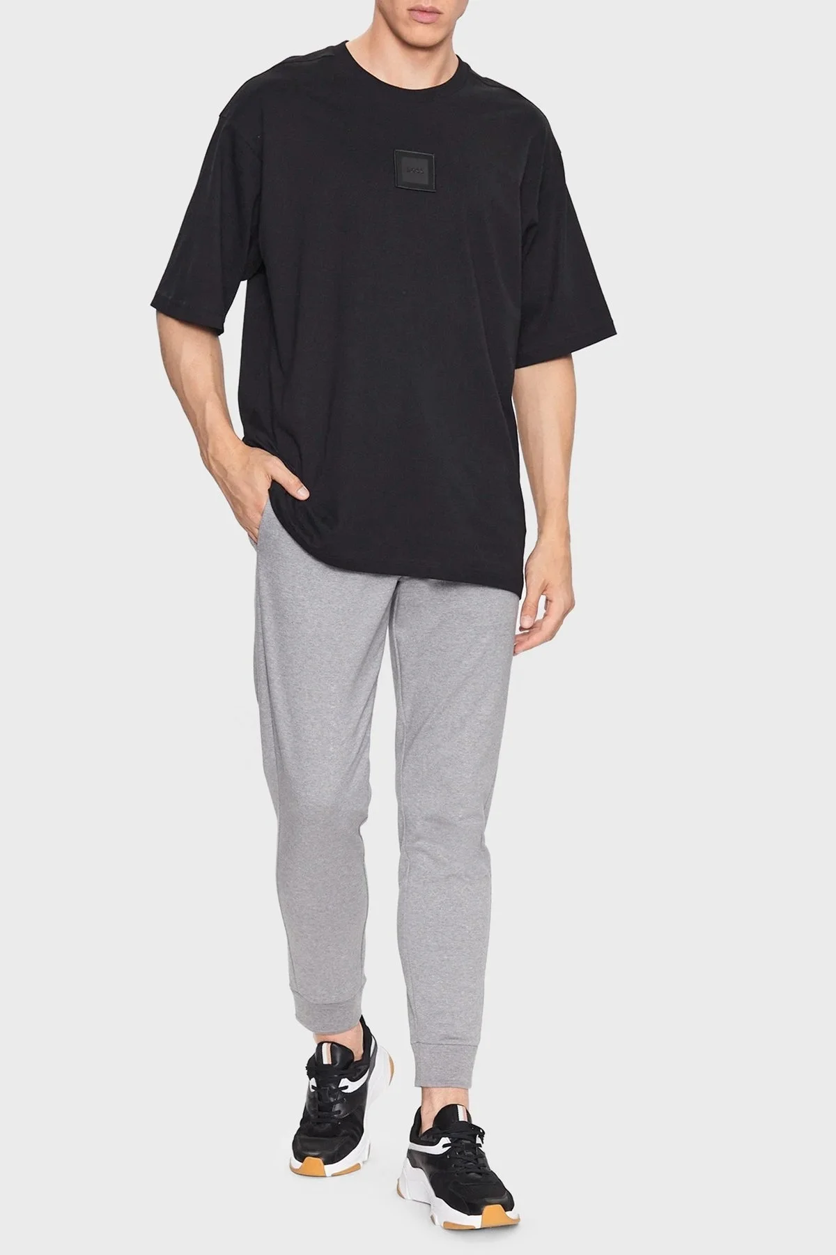 Boss % 100 Pamuk Relaxed Fit Bisiklet Yaka Erkek T Shirt 50503105 001 SİYAH - 3