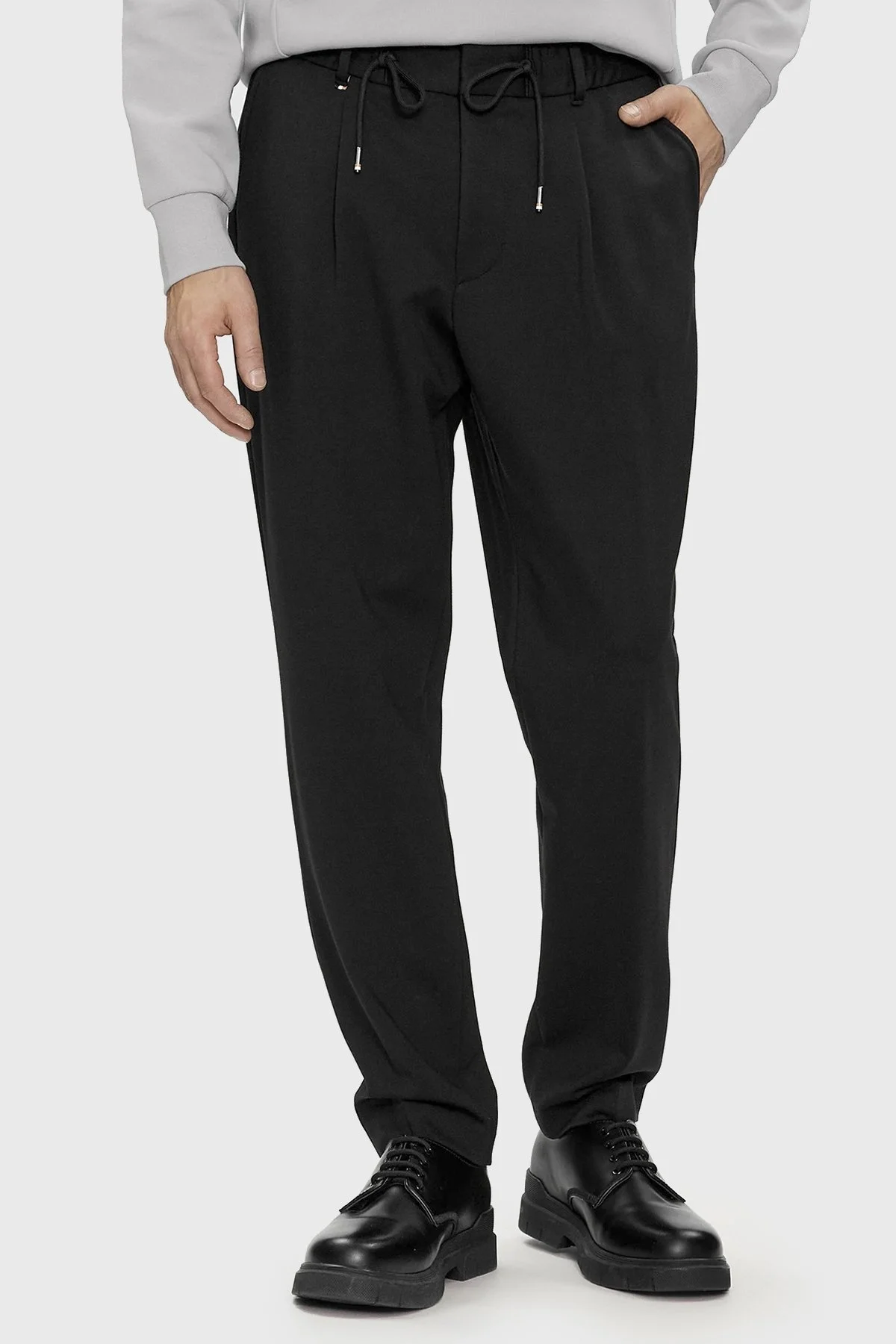 Boss Büzgü İpli Streç Kumaştan Relaxed Fit Erkek Pantolon 50509536 001 SİYAH - 1