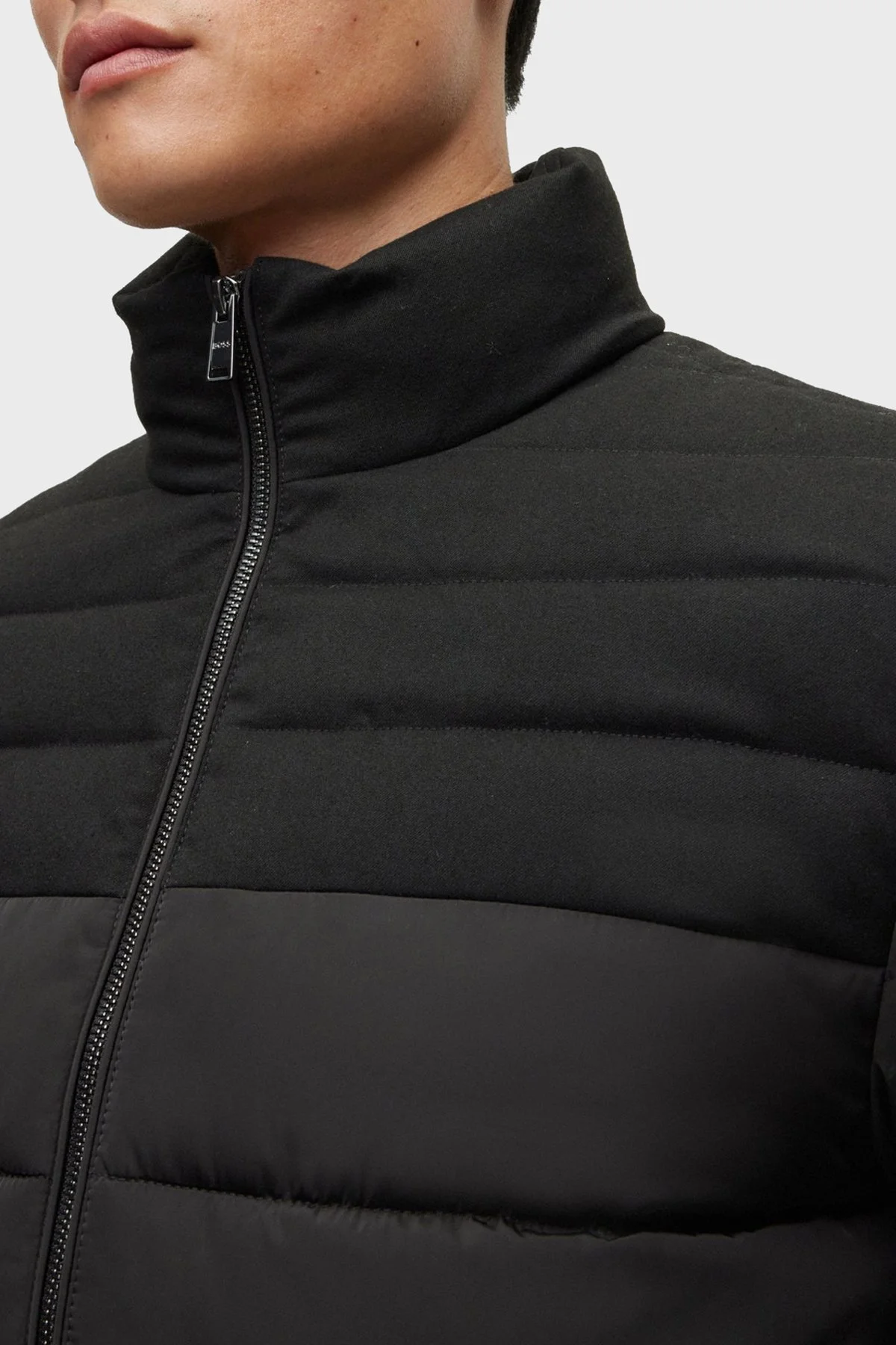 Boss Dik Yaka Fermuarlı Su İtici Regular Fit Erkek Mont 50499796 001 SİYAH - 4