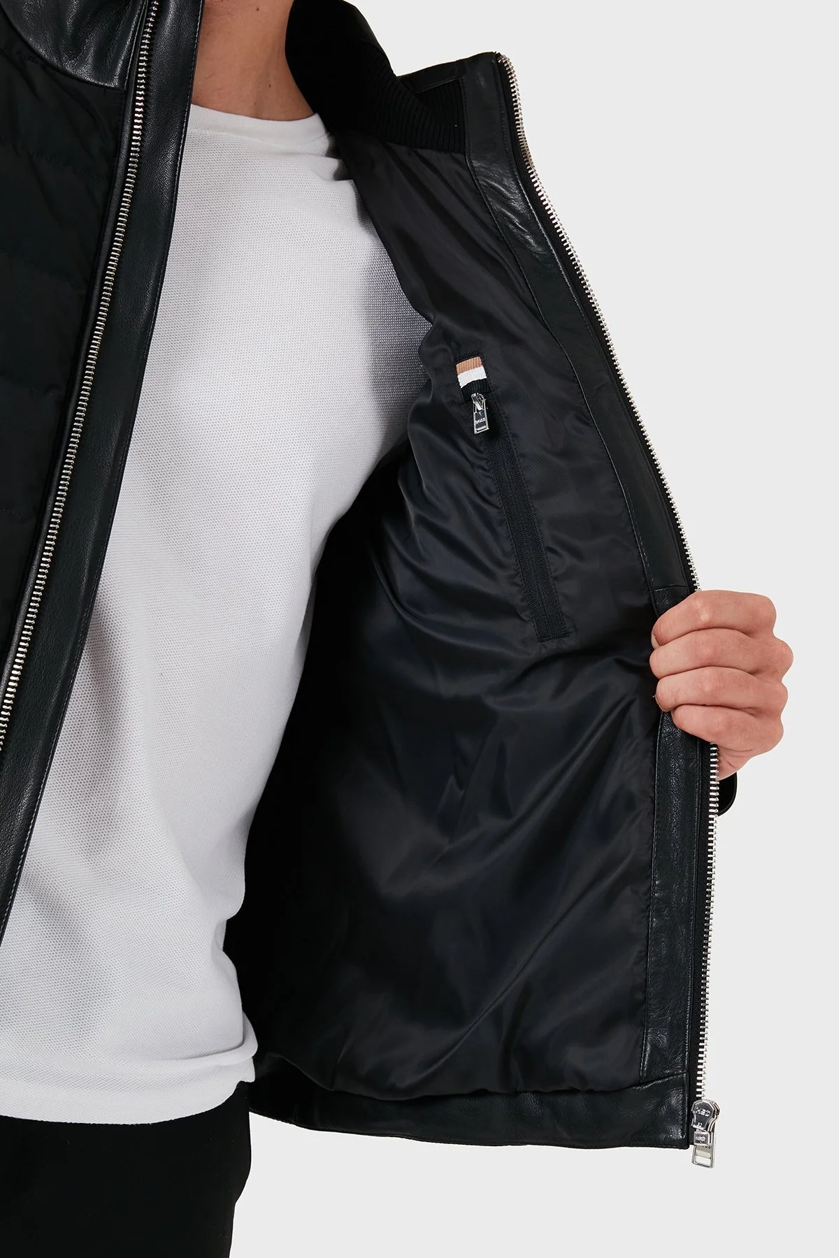 Boss Hakiki Deri Kapitoneli Fermuarlı Erkek Ceket 50518724 001 SİYAH - 6