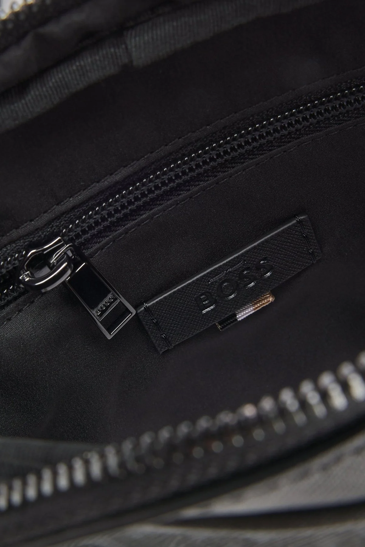 Boss Jakarlı Logo Baskılı Ayarlanabilir Askılı Erkek Çanta 50552589 003 SİYAH - 4