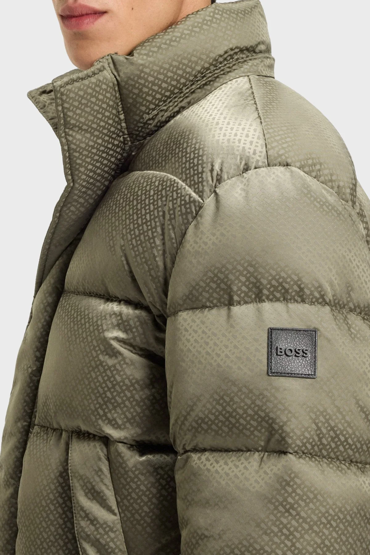 Boss Kapitoneli Regular Fit Çıkarılabilir Kapüşonlu Su İtici Şişme Erkek Mont 50548727 245 HAKİ - 4