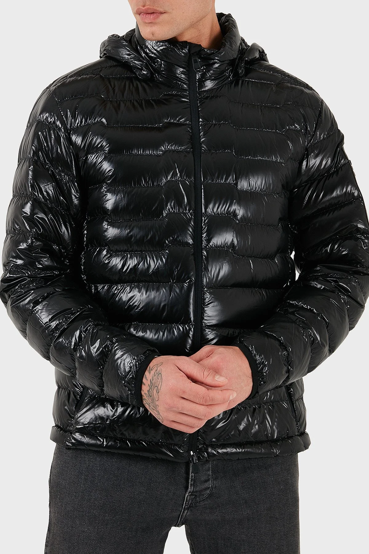 Boss Kapitoneli Regular Fit Kapüşonlu Su İtici Parlak Şişme Erkek Mont 50548790 001 SİYAH - 1