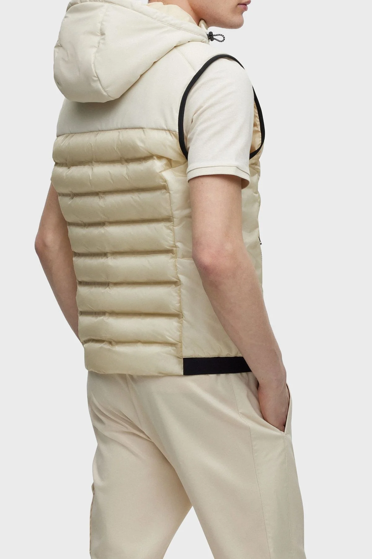 Boss Kapüşonlu Su Geçirmez Kapitone Erkek Yelek 50493685 131 BEYAZ - 8