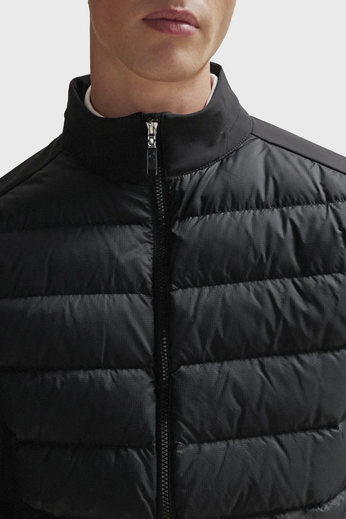 Boss Kuş Tüyü Dolgulu Su İtici Dik Yaka Regular Fit Erkek Mont 50501448 001 SİYAH - 4