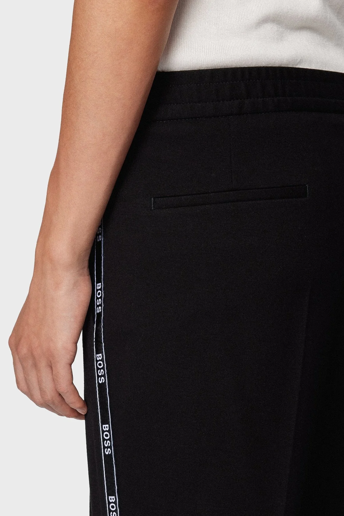 Boss Logo Detaylı Cepli Relaxed Fit Erkek Pantolon 50464794 001 SİYAH - 4