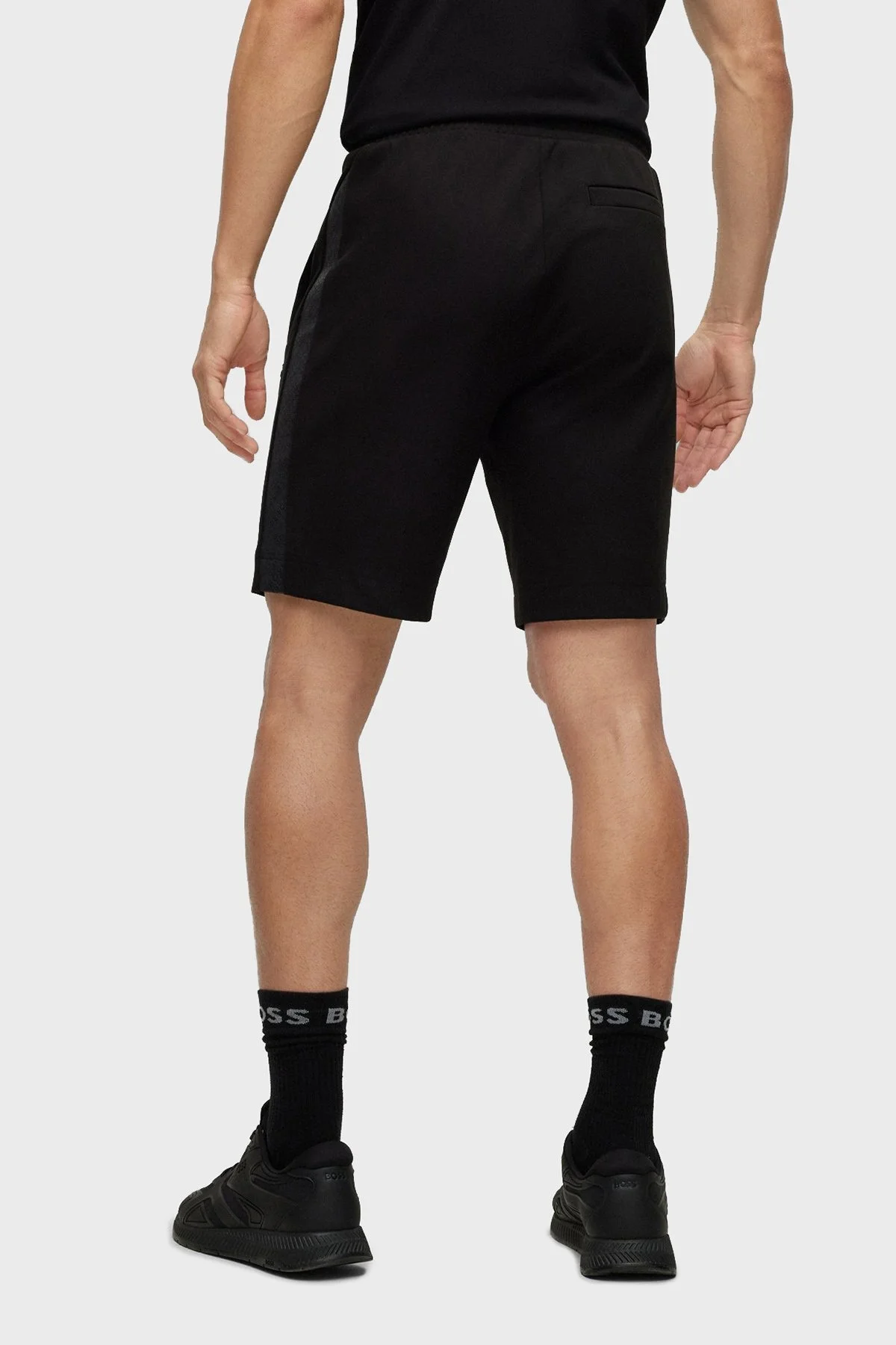 Boss Logo Şeritli Belden Bağlamalı Cepli Pamuk Karışımlı Normal Bel Regular Fit Erkek Short 50486858 001 SİYAH - 3