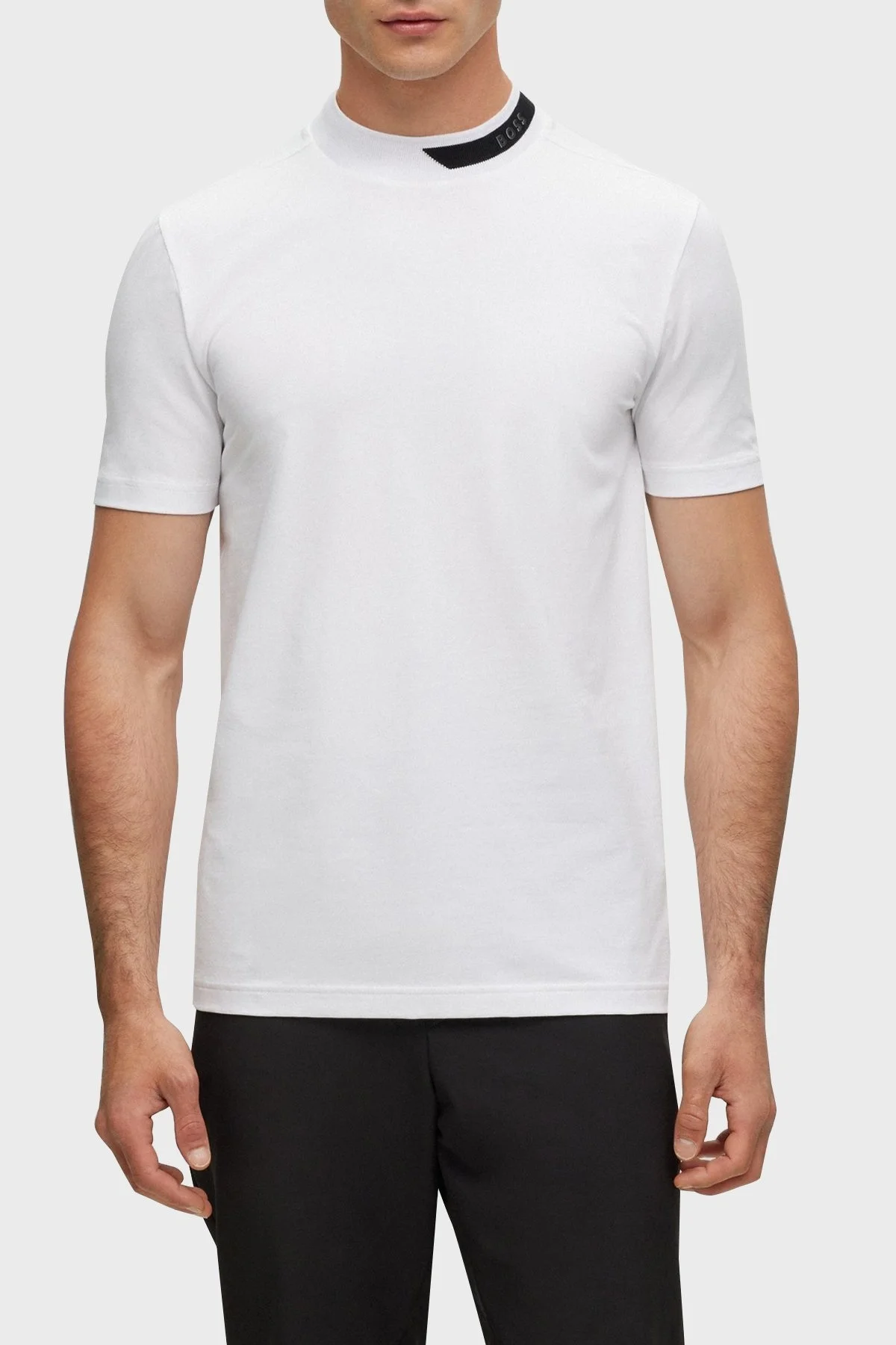 Boss Logo Şeritli Dik Yaka Jakarlı Pamuklu Regular Fit Erkek T Shirt 50501242 100 BEYAZ - 1