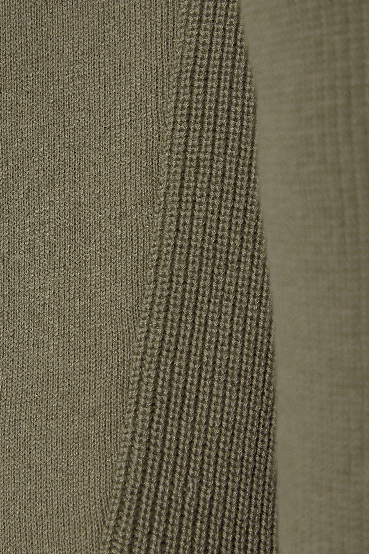 Boss Logolu % 100 Pamuk Regular Fit Bisiklet Yaka Erkek Kazak 50543136 245 HAKİ - 5