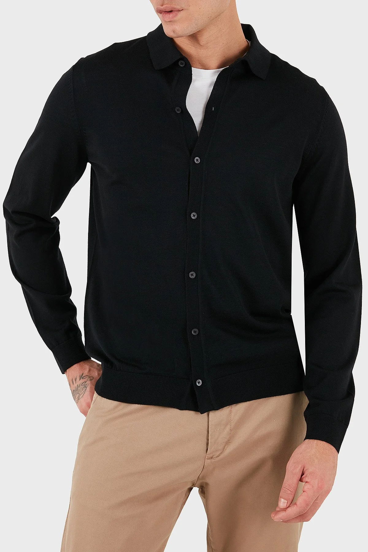 Boss Logolu % 100 Yün Regular Fit Klasik Yaka Düğmeli Erkek Hırka 50550087 001 SİYAH - 1